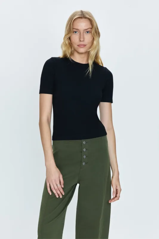 Bella Fitted Tee - Noir sold by pistola