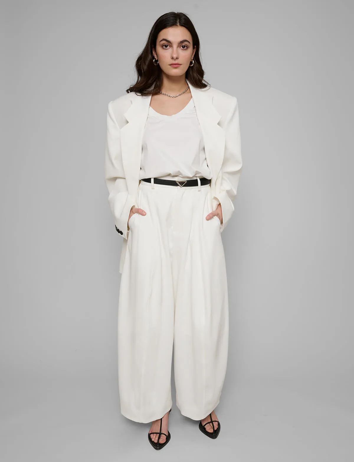 Oversized White Blazer sold by Pixie Market product image thumbnail 5