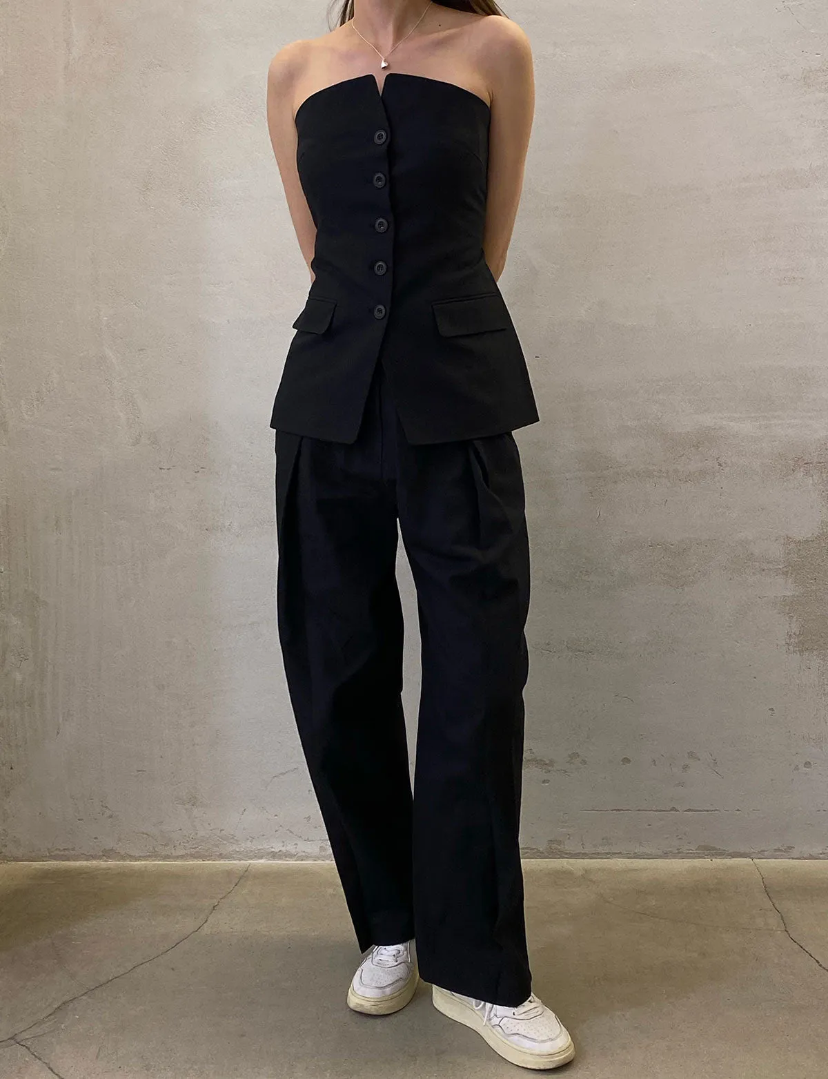 Pleated Linen-Blend Crop Pants sold by Pixie Market product image thumbnail 2