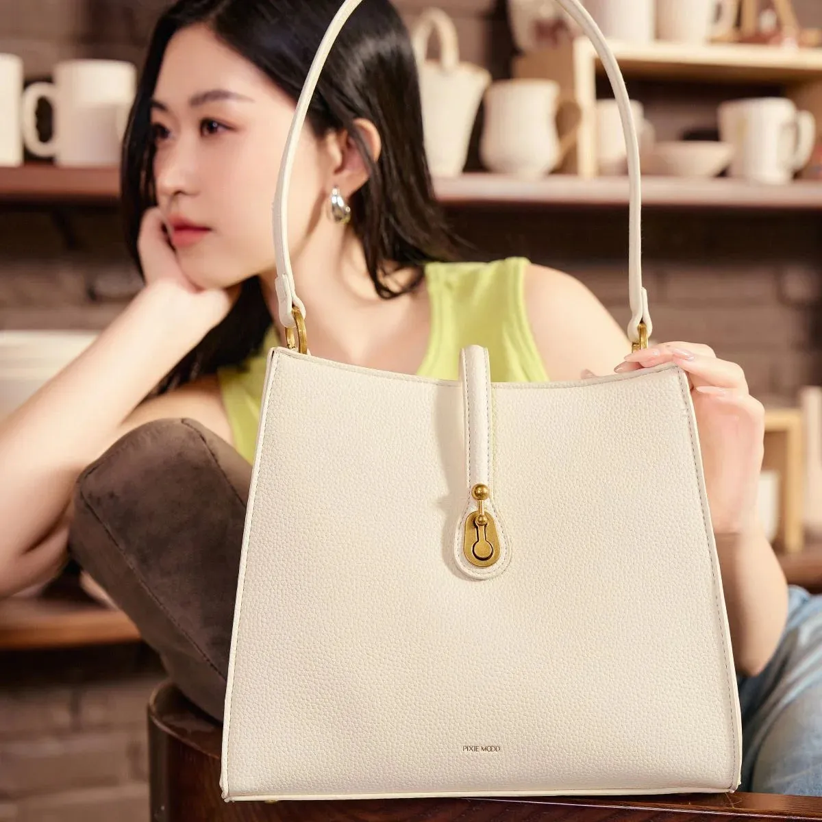 Lock Shoulder Bag sold by Pixie Mood product image thumbnail 2