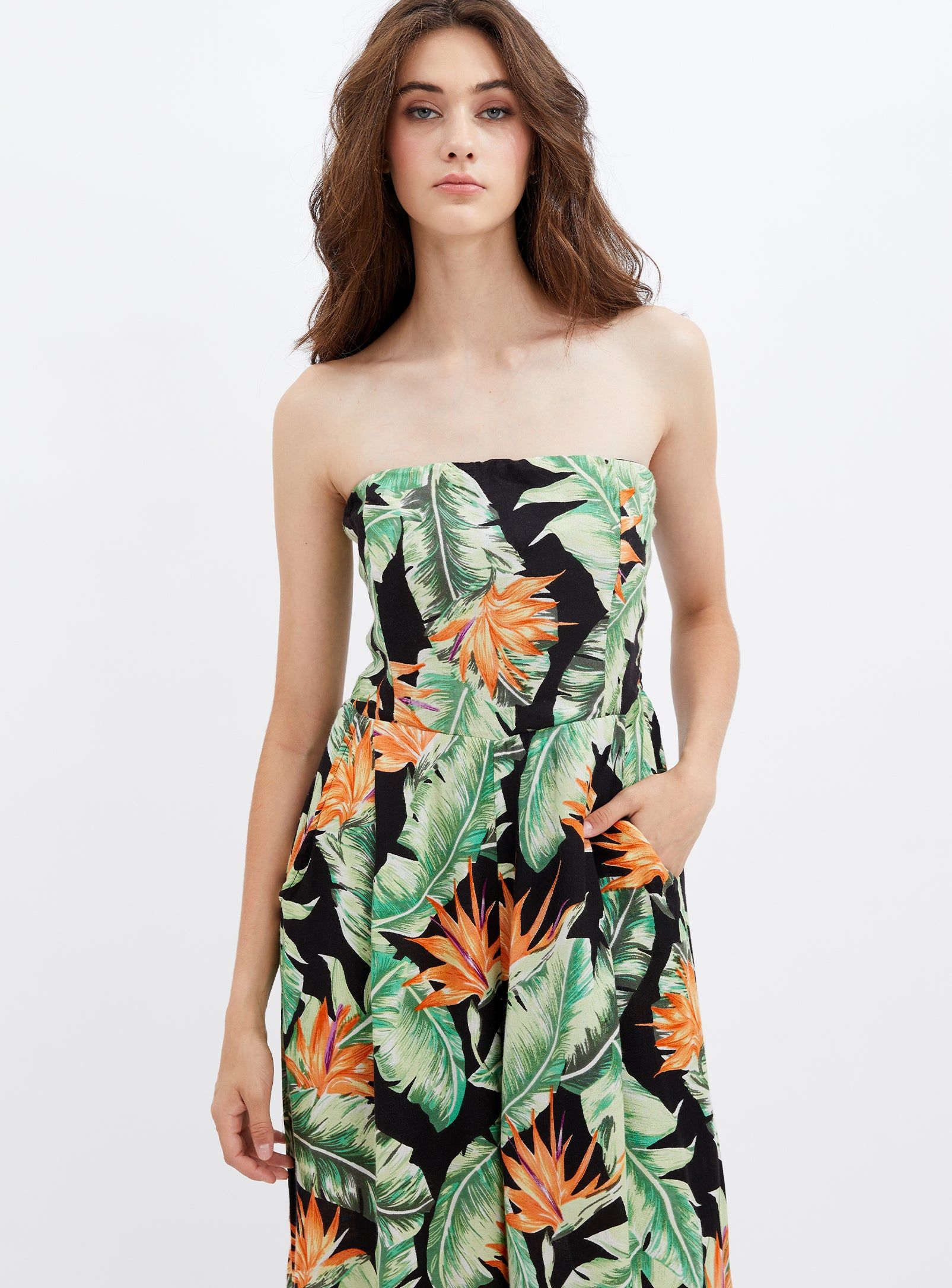 LAMA | Wide leg floral Jumpsuit ||LAMA | Combinaison fleurie jambe large sold by Point Zero product image thumbnail 5