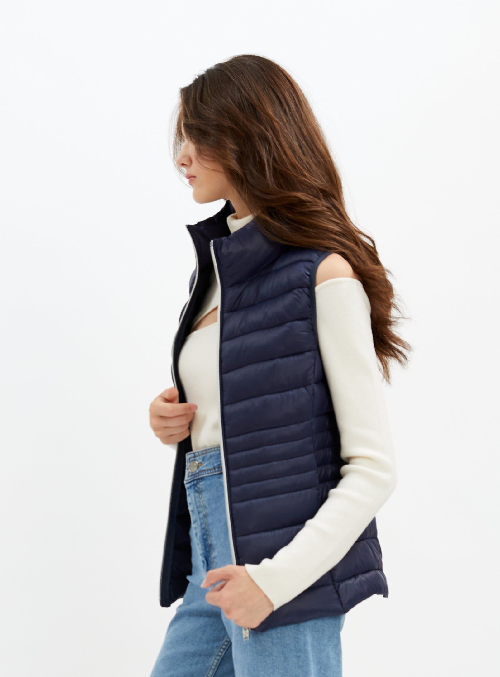 NELLA | Ultralight vest || NELLA | Gilet ultraléger sold by Point Zero product image thumbnail 32