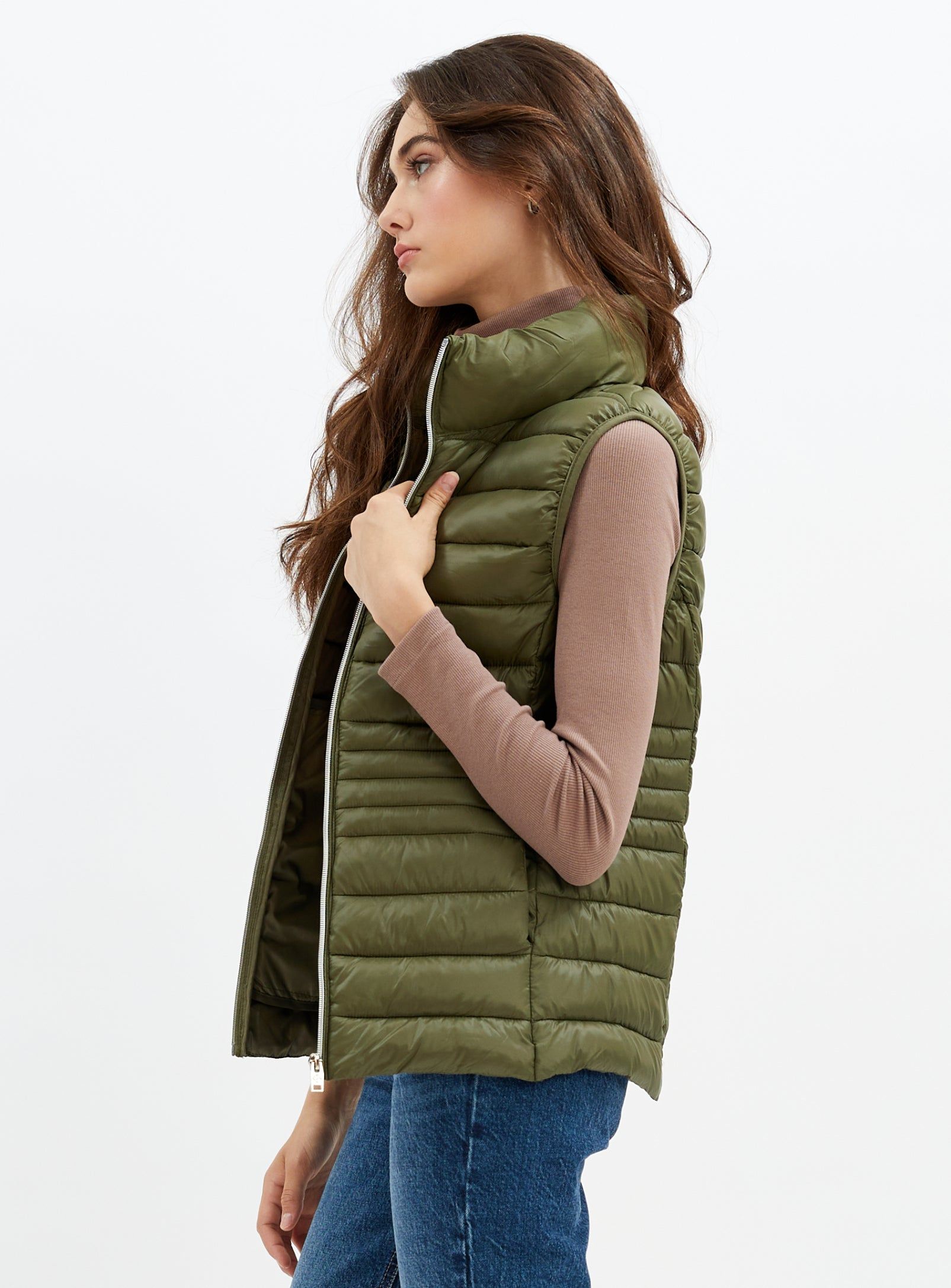 NELLA | Ultralight vest || NELLA | Gilet ultraléger sold by Point Zero product image thumbnail 4