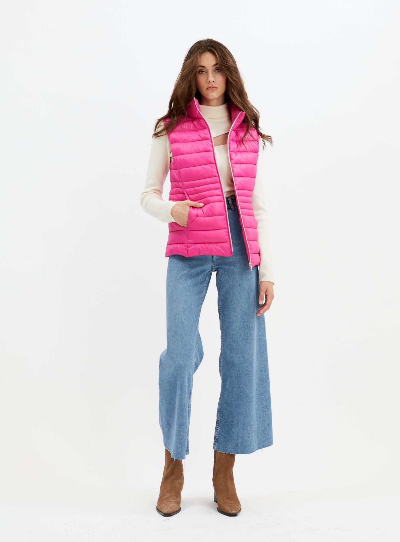 NELLA | Ultralight vest || NELLA | Gilet ultraléger sold by Point Zero product image thumbnail 19