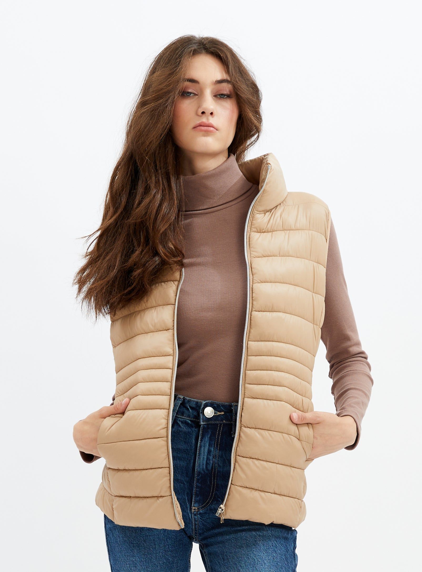 NELLA | Ultralight vest || NELLA | Gilet ultraléger sold by Point Zero product image thumbnail 14