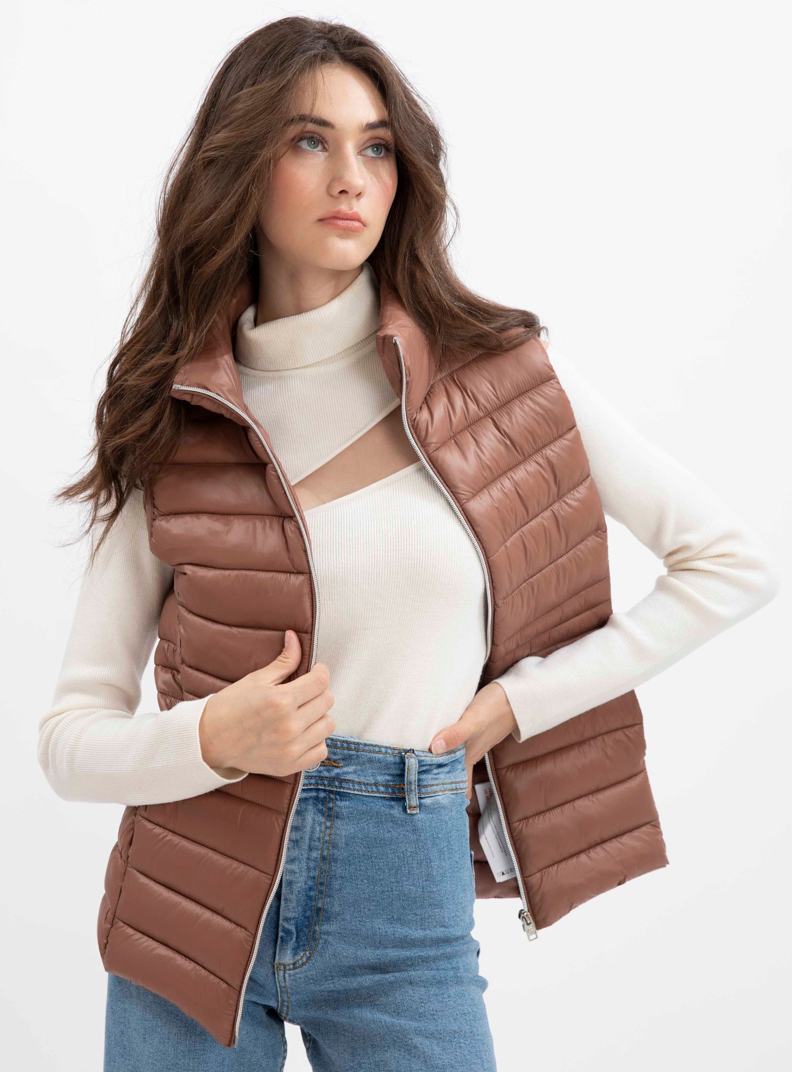 NELLA | Ultralight vest || NELLA | Gilet ultraléger sold by Point Zero product image thumbnail 57