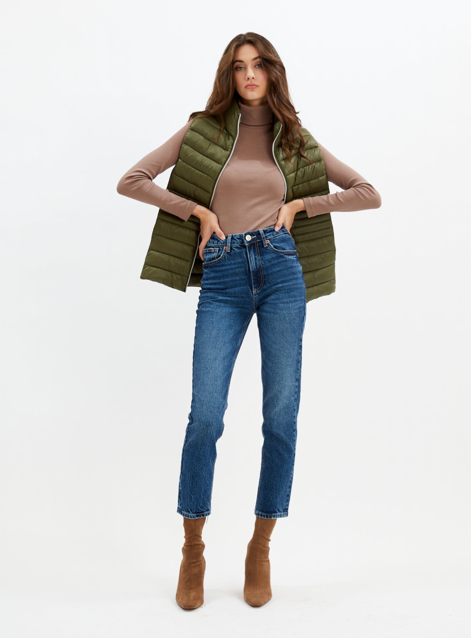 NELLA | Ultralight vest || NELLA | Gilet ultraléger sold by Point Zero product image thumbnail 6