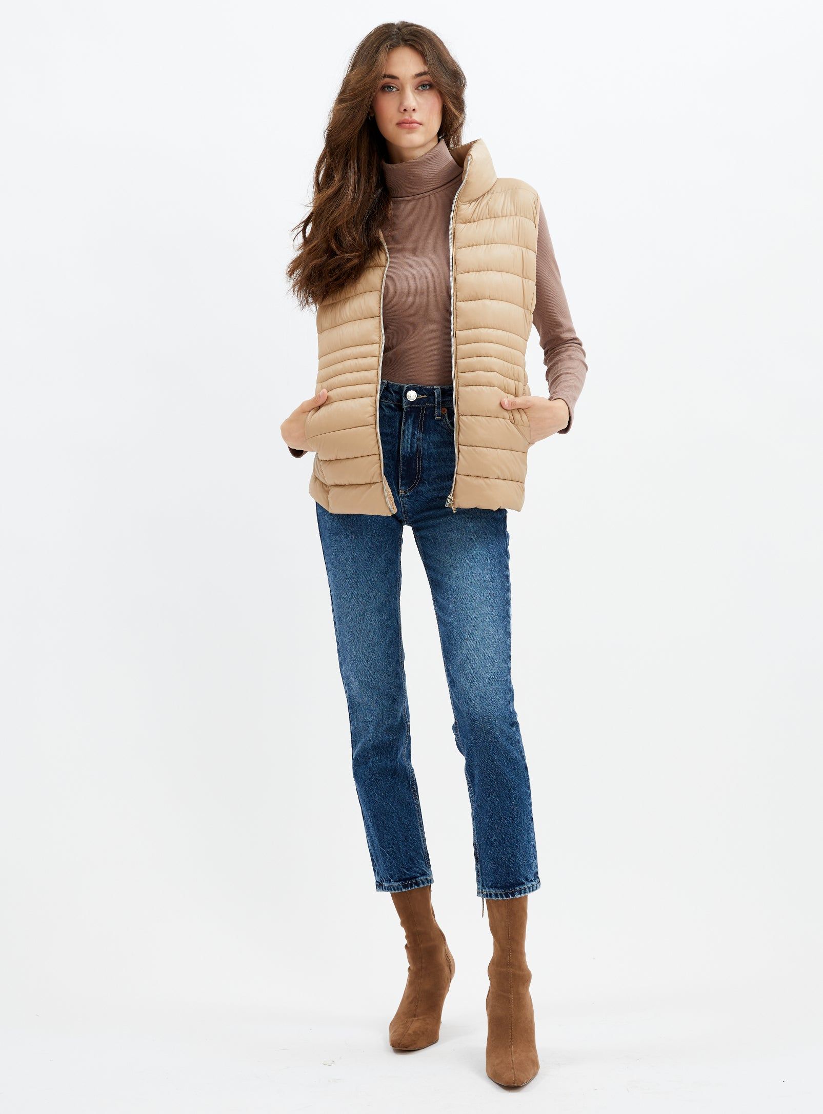 NELLA | Ultralight vest || NELLA | Gilet ultraléger sold by Point Zero product image thumbnail 12