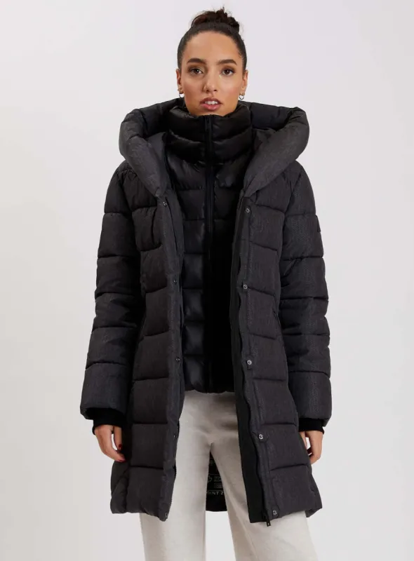 CAROLINE| Long Printed Puffer Jacket||CAROLINE| Longue veste polaire imprimée sold by Point Zero