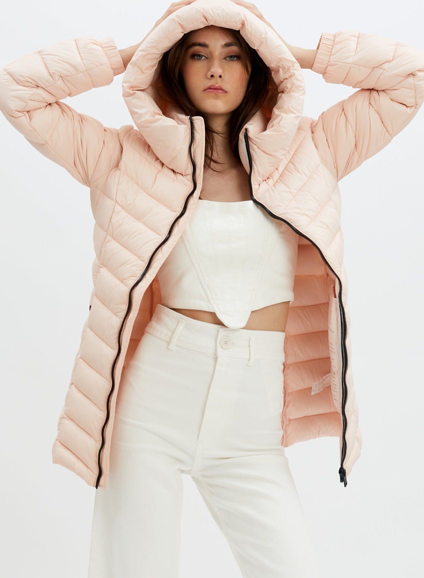 JESSYANN | Mid weight puffer jacket with hood || JESSYANN | Doudoune d'épaisseur moyenne avec capuche sold by Point Zero product image thumbnail 22