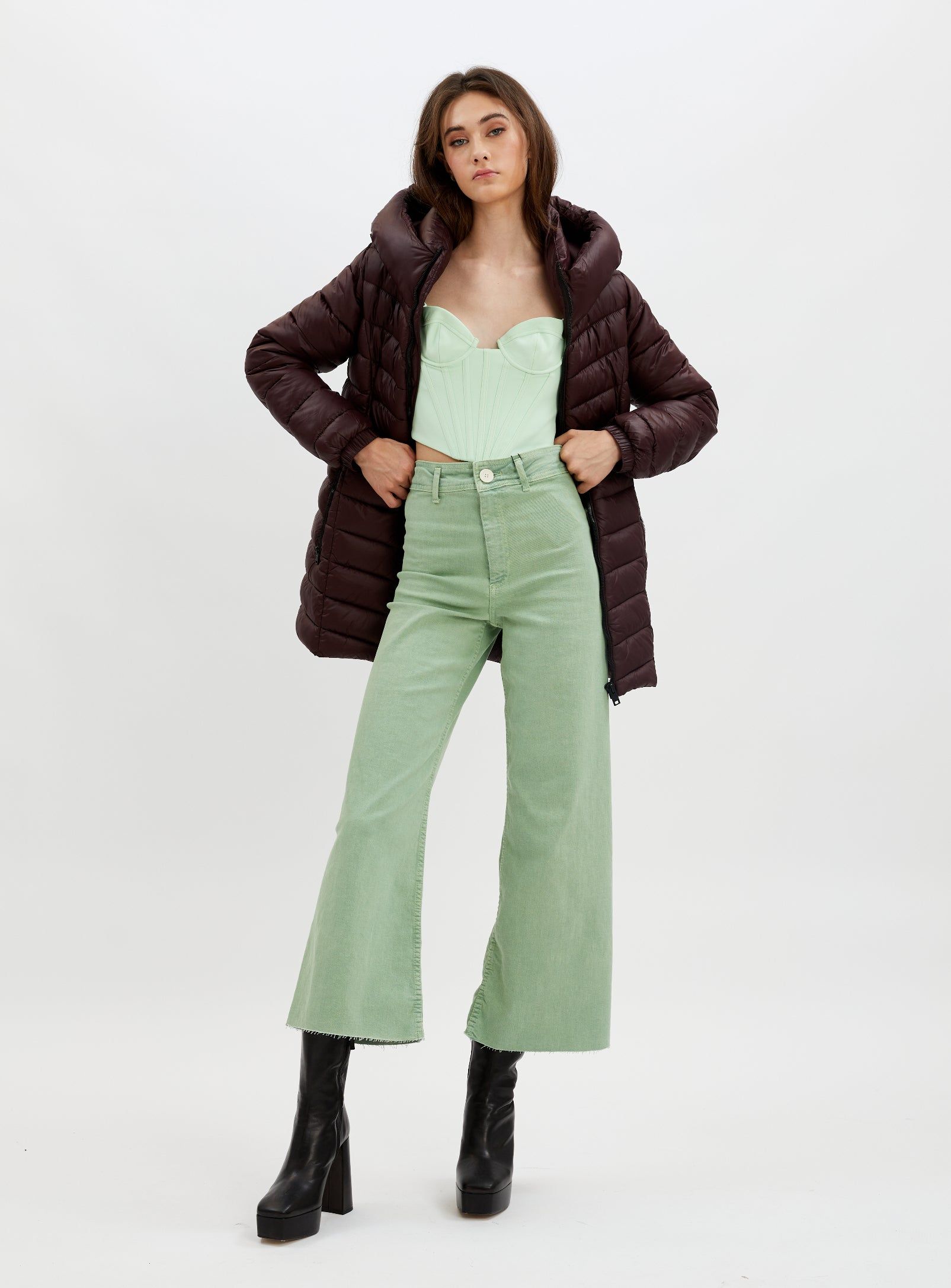 JESSYANN | Mid weight puffer jacket with hood || JESSYANN | Doudoune d'épaisseur moyenne avec capuche sold by Point Zero product image thumbnail 34