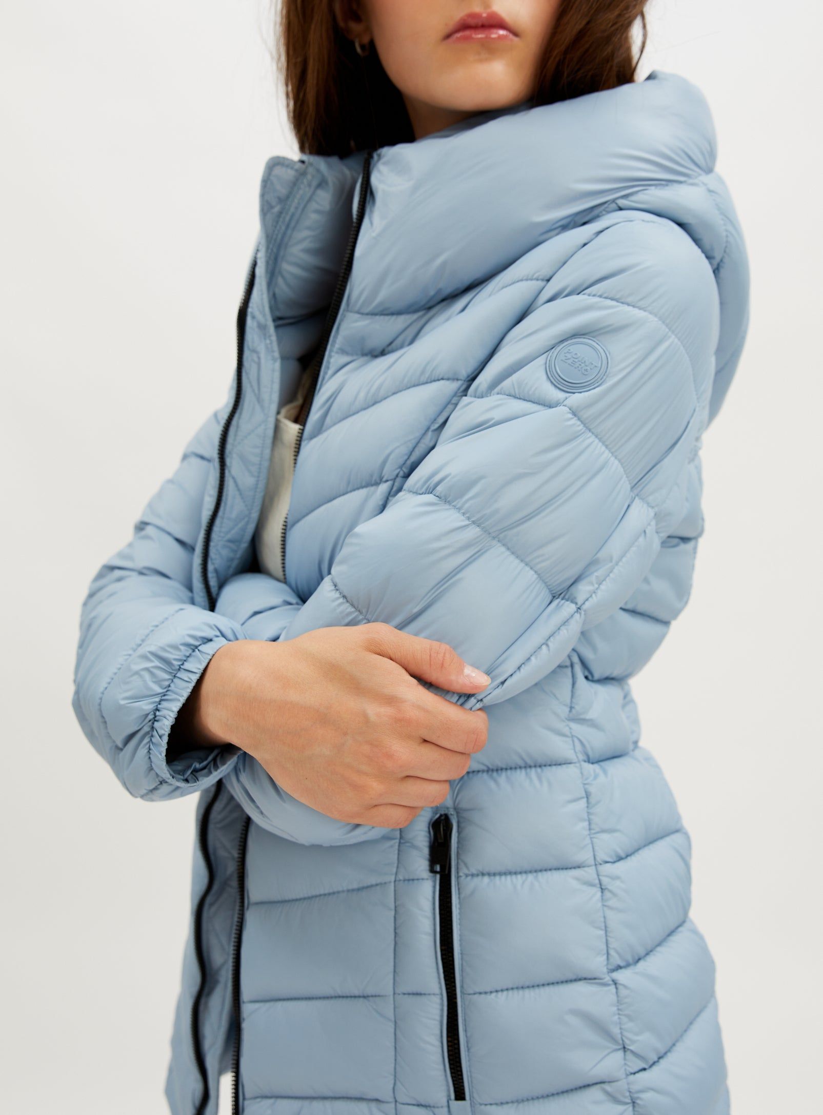 JESSYANN | Mid weight puffer jacket with hood || JESSYANN | Doudoune d'épaisseur moyenne avec capuche sold by Point Zero product image thumbnail 21