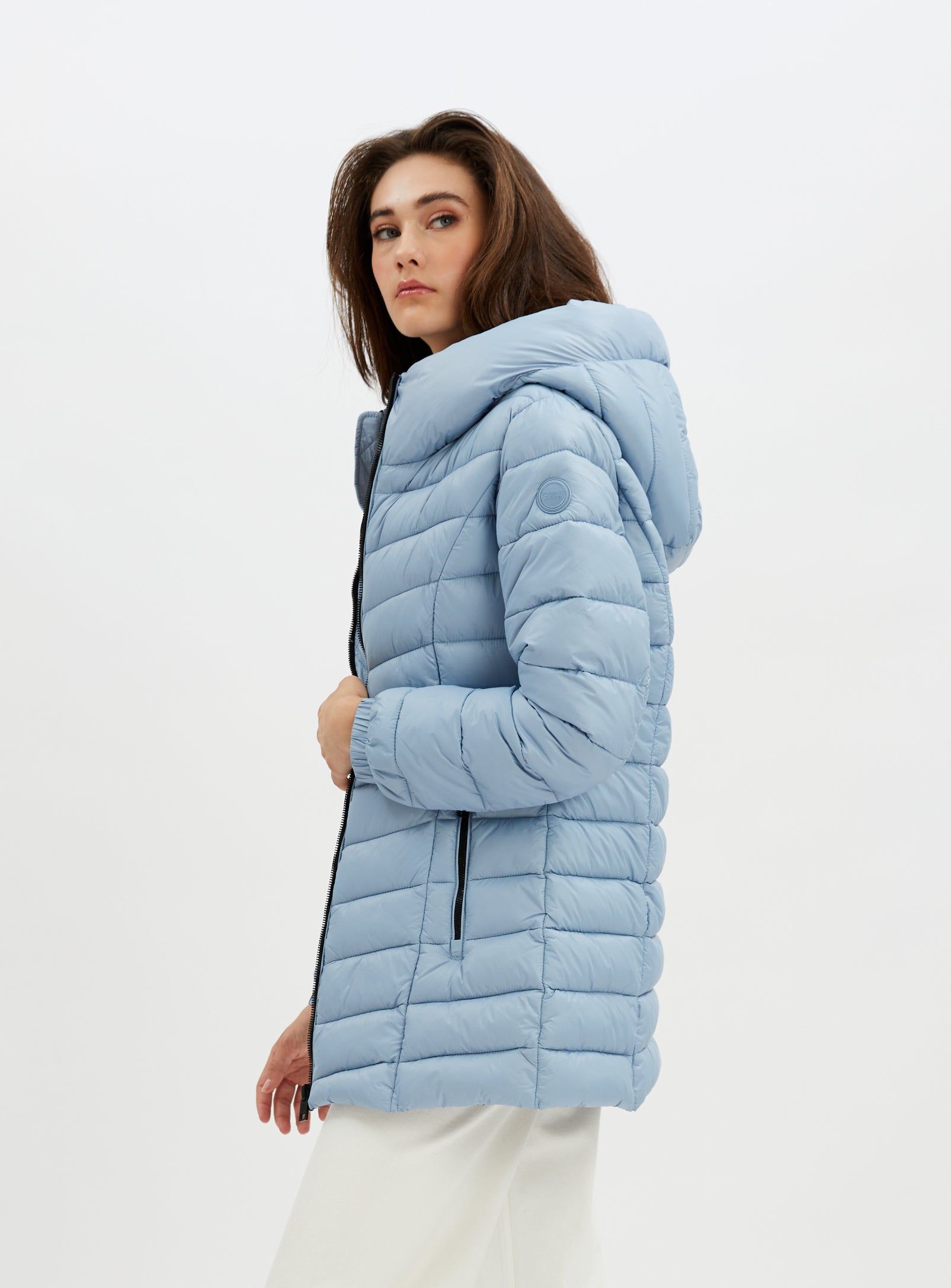 JESSYANN | Mid weight puffer jacket with hood || JESSYANN | Doudoune d'épaisseur moyenne avec capuche sold by Point Zero product image thumbnail 18