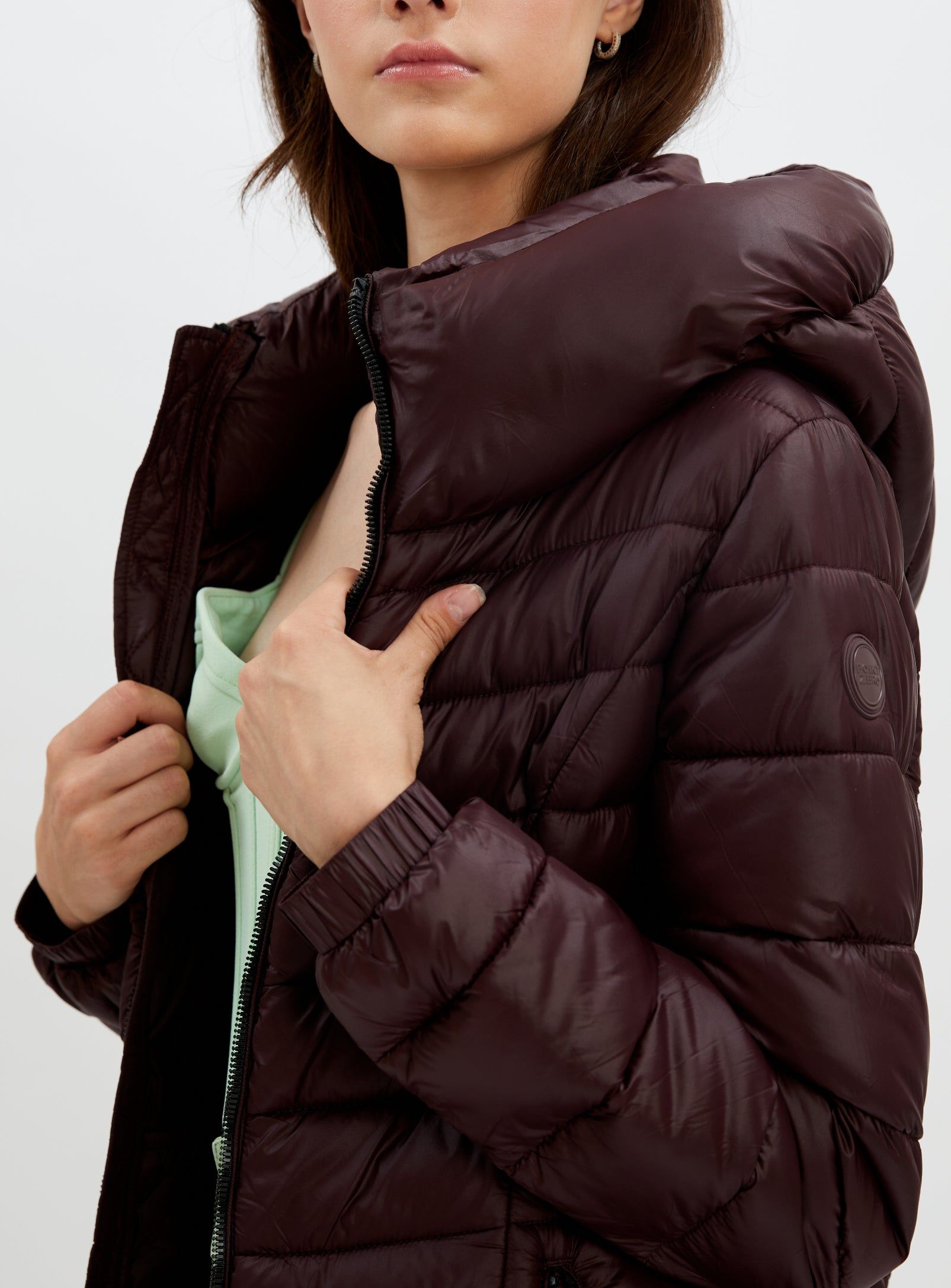 JESSYANN | Mid weight puffer jacket with hood || JESSYANN | Doudoune d'épaisseur moyenne avec capuche sold by Point Zero product image thumbnail 35