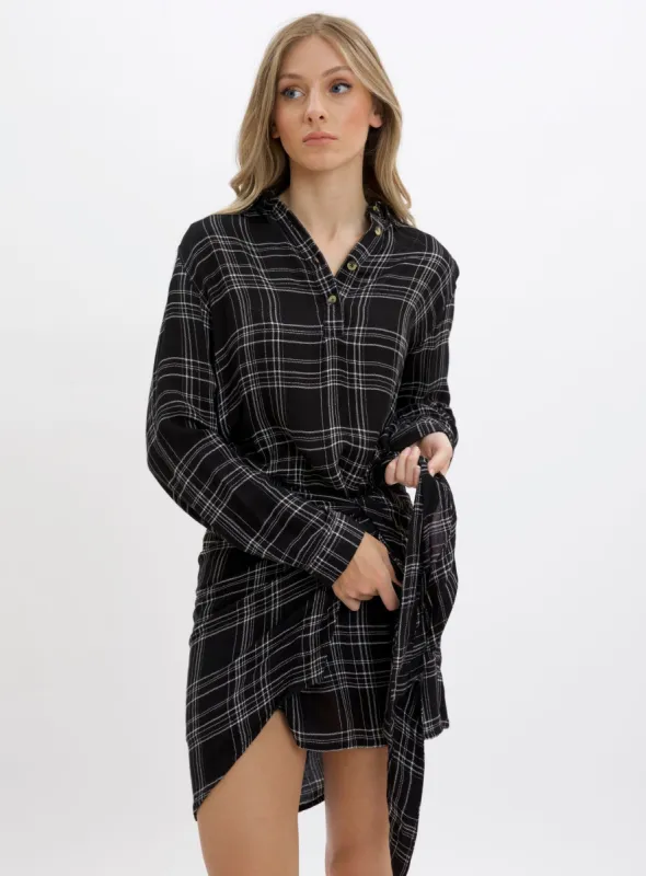 COURTNEY |  Front tie check dress  || COURTNEY | Robe a carreau attache au devant sold by Point Zero
