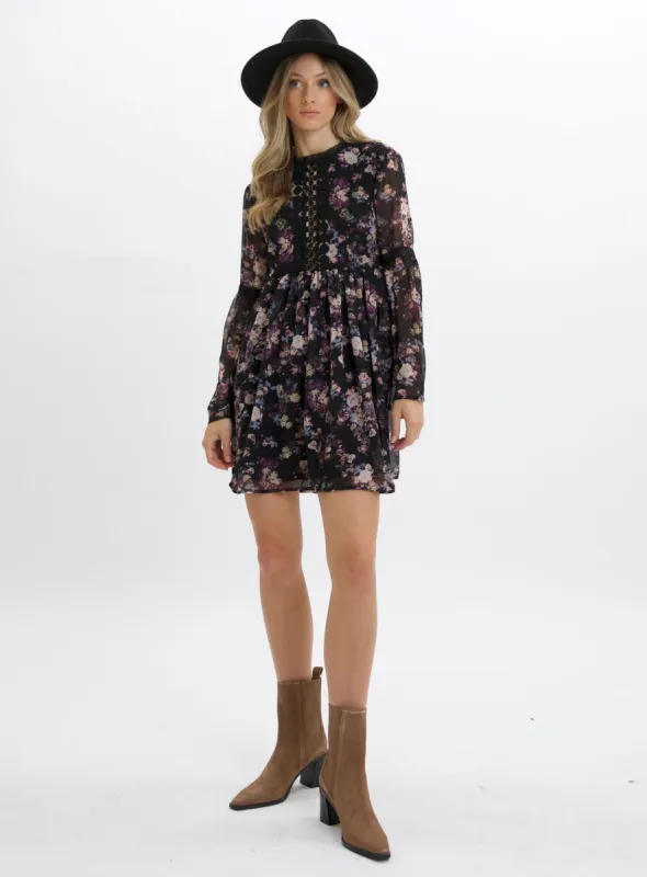 AMANDA | Floral chiffon dress with crochet insert  || AMANDA | Robe en mousseline a fleurs avec empiecement en crochet sold by Point Zero