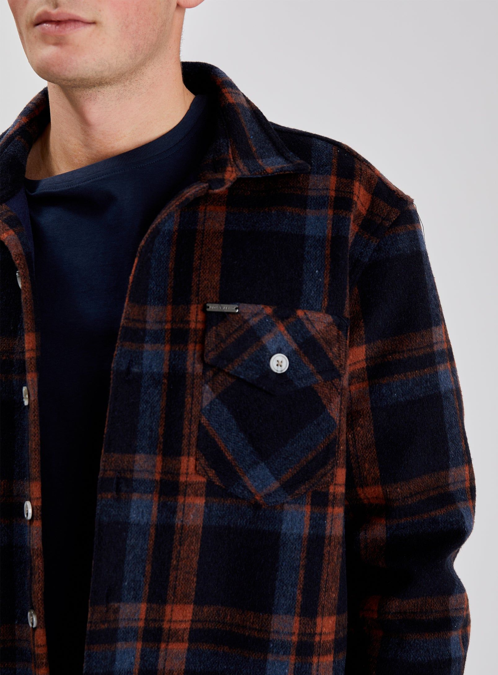 JAXON | Flannel/ Micro Fleece double sided overshirt|| JAXON |Surchemise double face en flanelle/micro polaire sold by Point Zero product image thumbnail 4