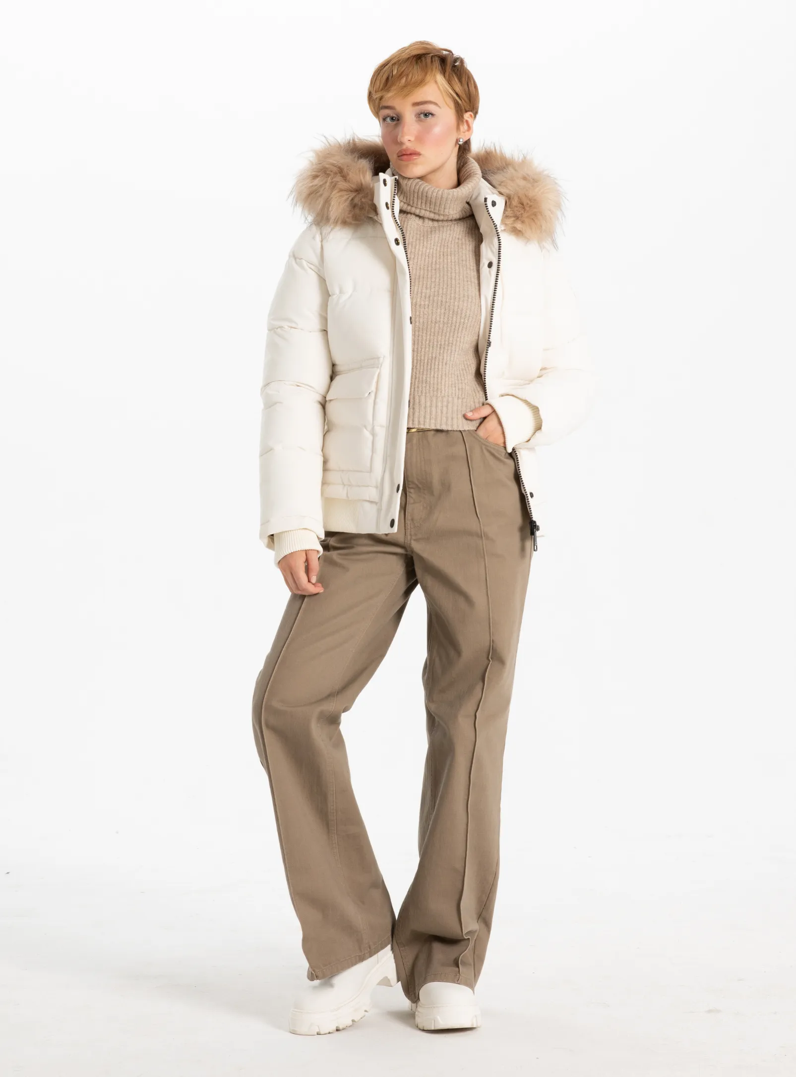 OVALIA | Removable Hood &Fur Bomber|| OVALIA | Capuche amovible et bomber en fourrure sold by Point Zero product image thumbnail 2