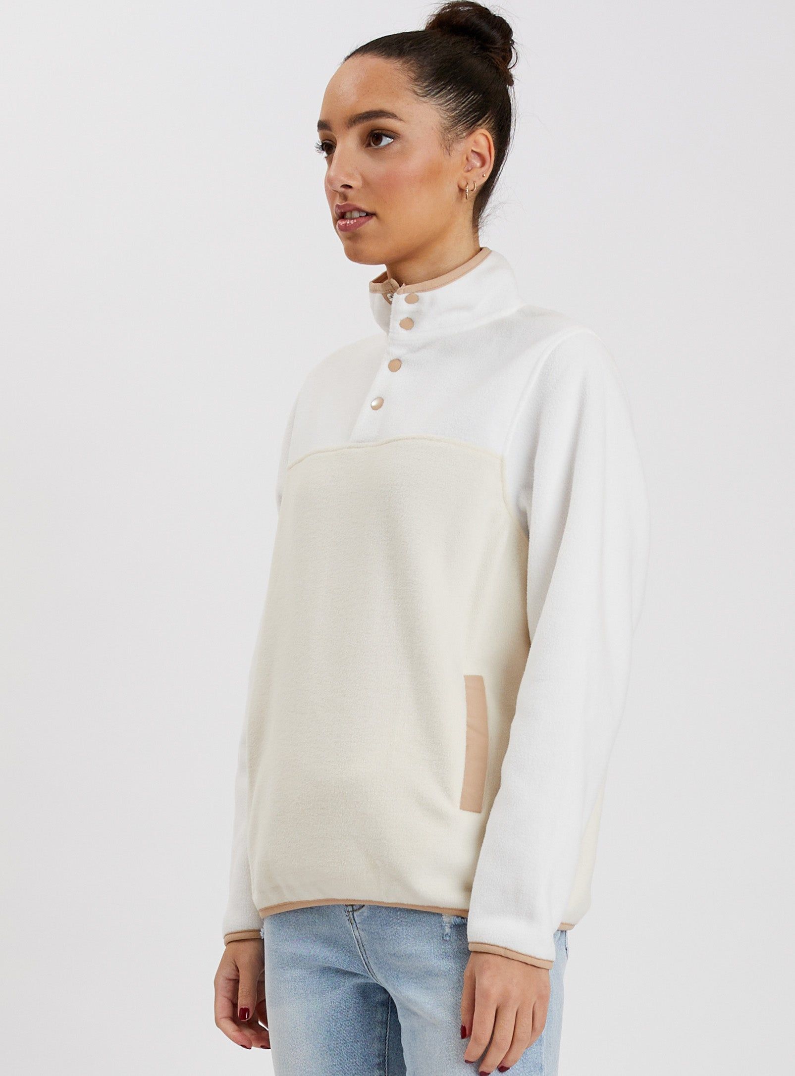 LUCY | Polar Fleece Pullover||LUCY | Top en polaire sold by Point Zero product image thumbnail 3