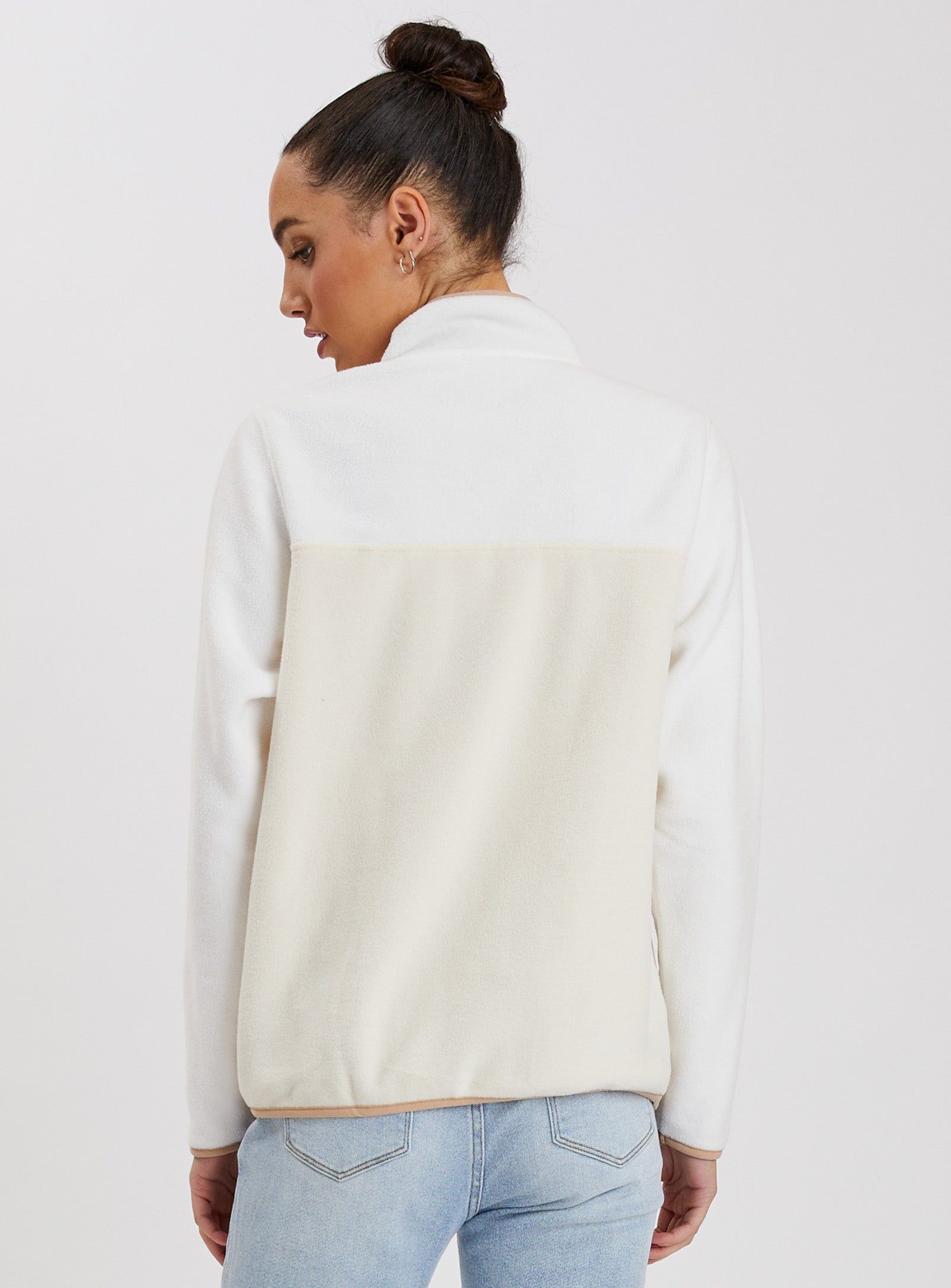 LUCY | Polar Fleece Pullover||LUCY | Top en polaire sold by Point Zero product image thumbnail 5