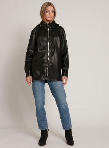 STELLA | Vegan leather overshirt  || STELLA | Surchemise en cuir vegan sold by Point Zero