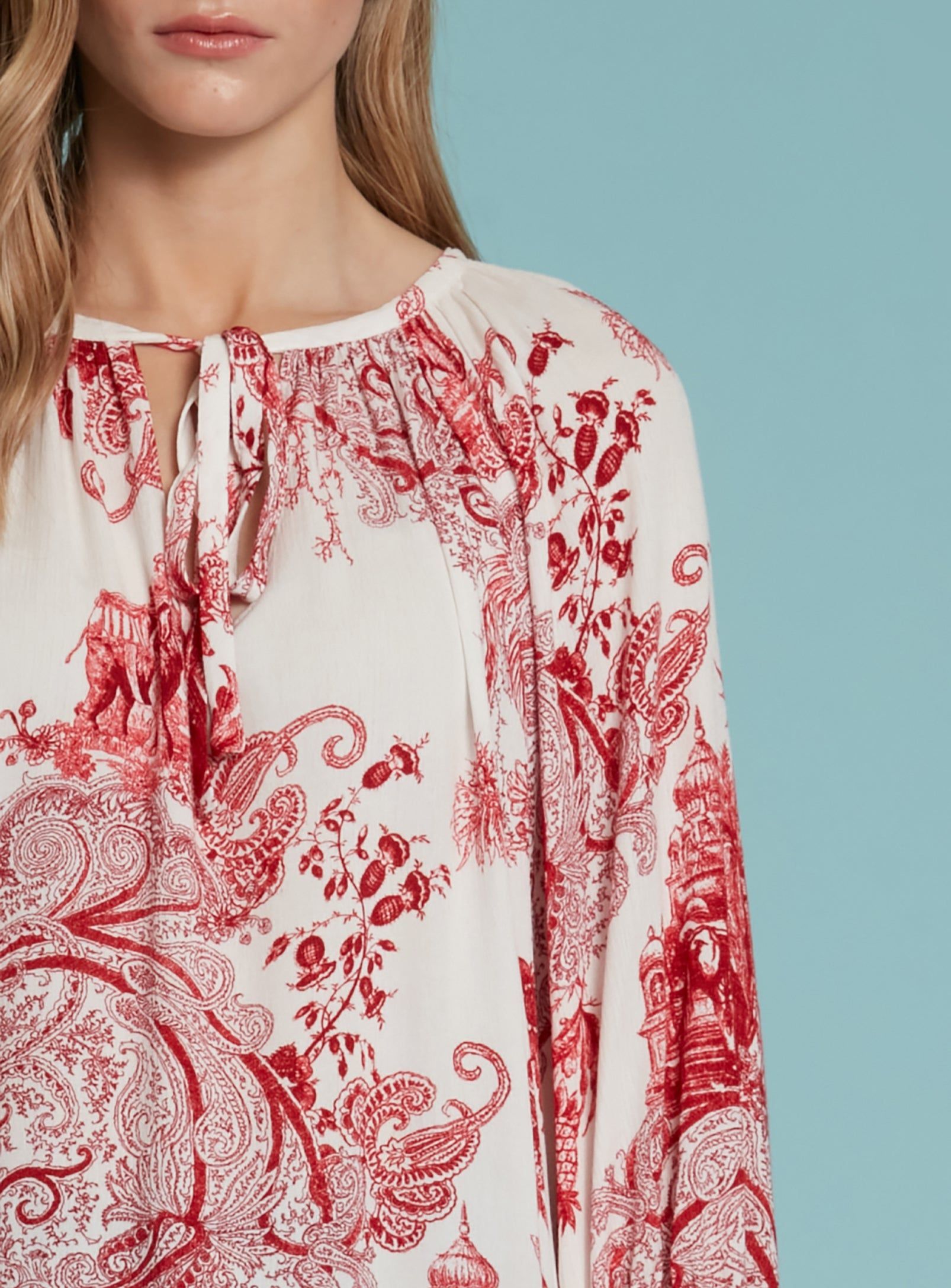 TILA | Red and white floral blouse || TILA | Chemisier fleuri rouge et blanc sold by Point Zero product image thumbnail 5