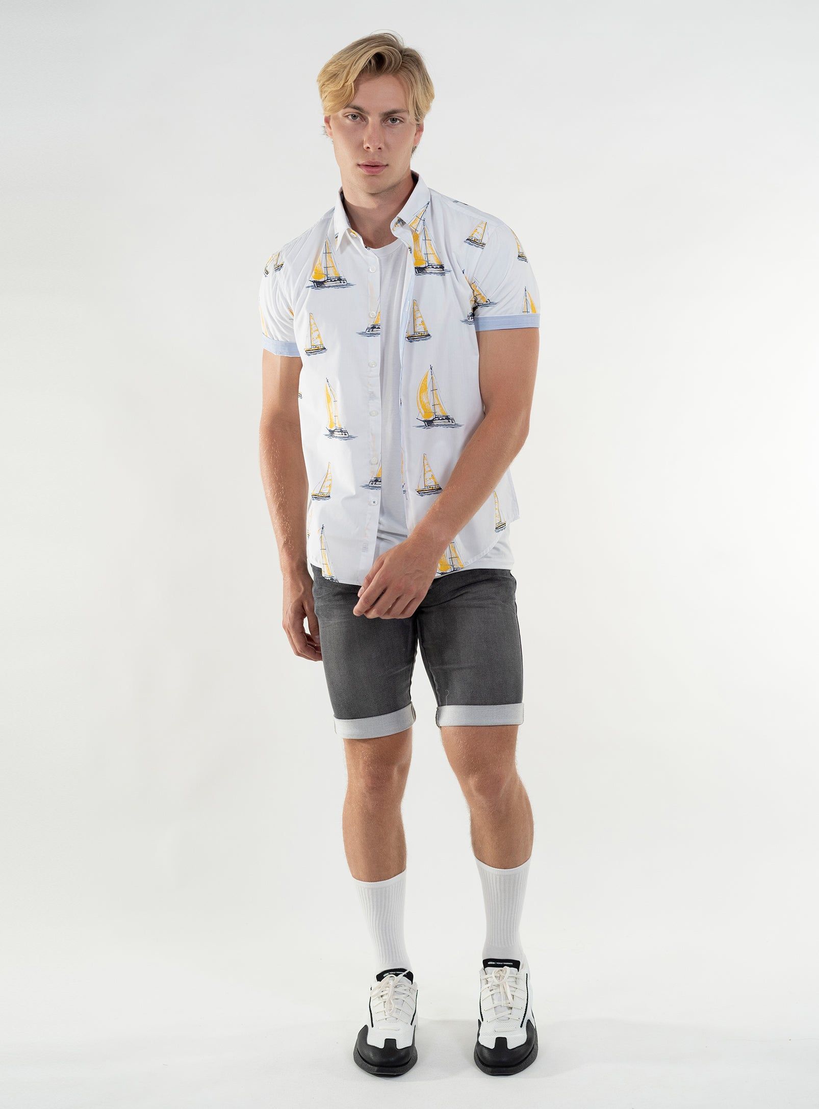 VET | Printed short sleeve shirt || VET | Chemise manches courtes imprimée sold by Point Zero product image thumbnail 3
