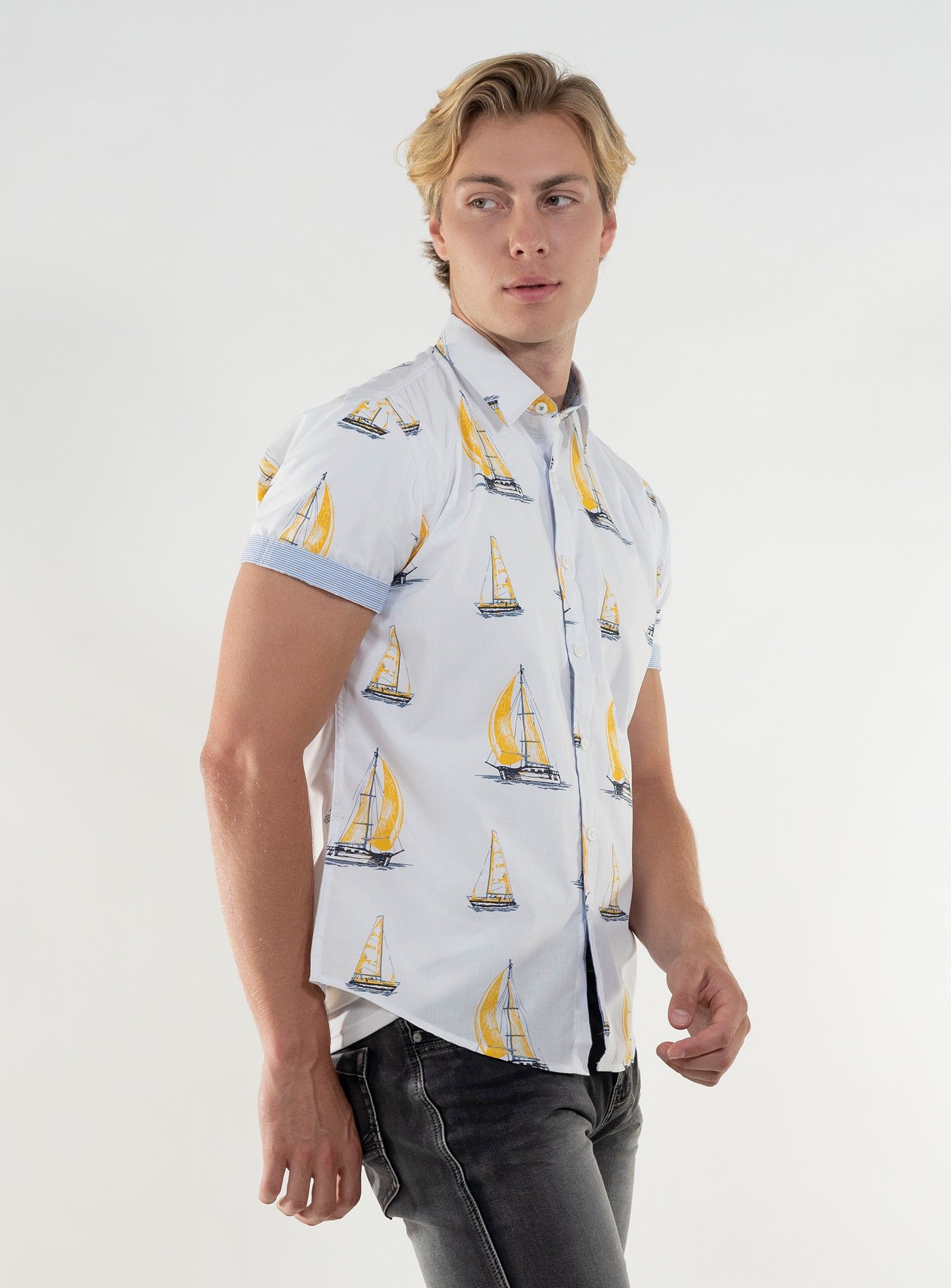 VET | Printed short sleeve shirt || VET | Chemise manches courtes imprimée sold by Point Zero product image thumbnail 5