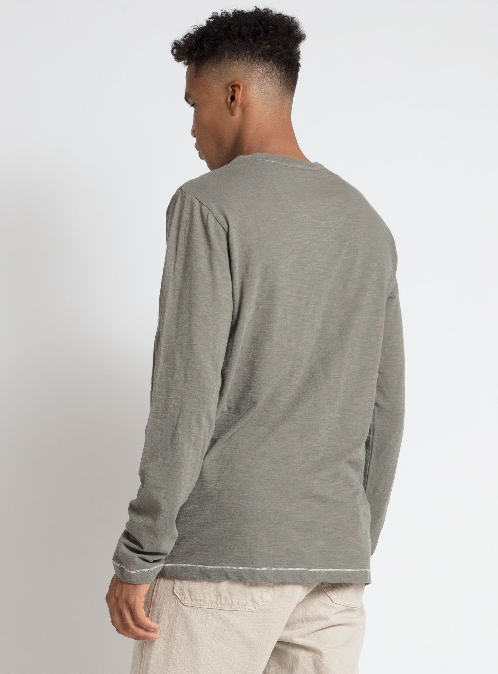 TOR | PRINTED LONG SLEEVE CREWNECK T-SHIRT||TOR | T-SHIRT IMPRIMÉ À MANCHES LONGUES ET À COL RAS DU COU sold by Point Zero product image thumbnail 3