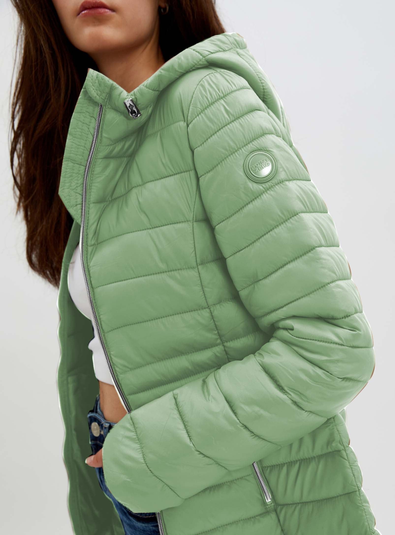 LESLIEVILLE | Iconic short ultralight jacket || LESLIEVILLE | Veste ultralégère iconique courte sold by Point Zero product image thumbnail 28