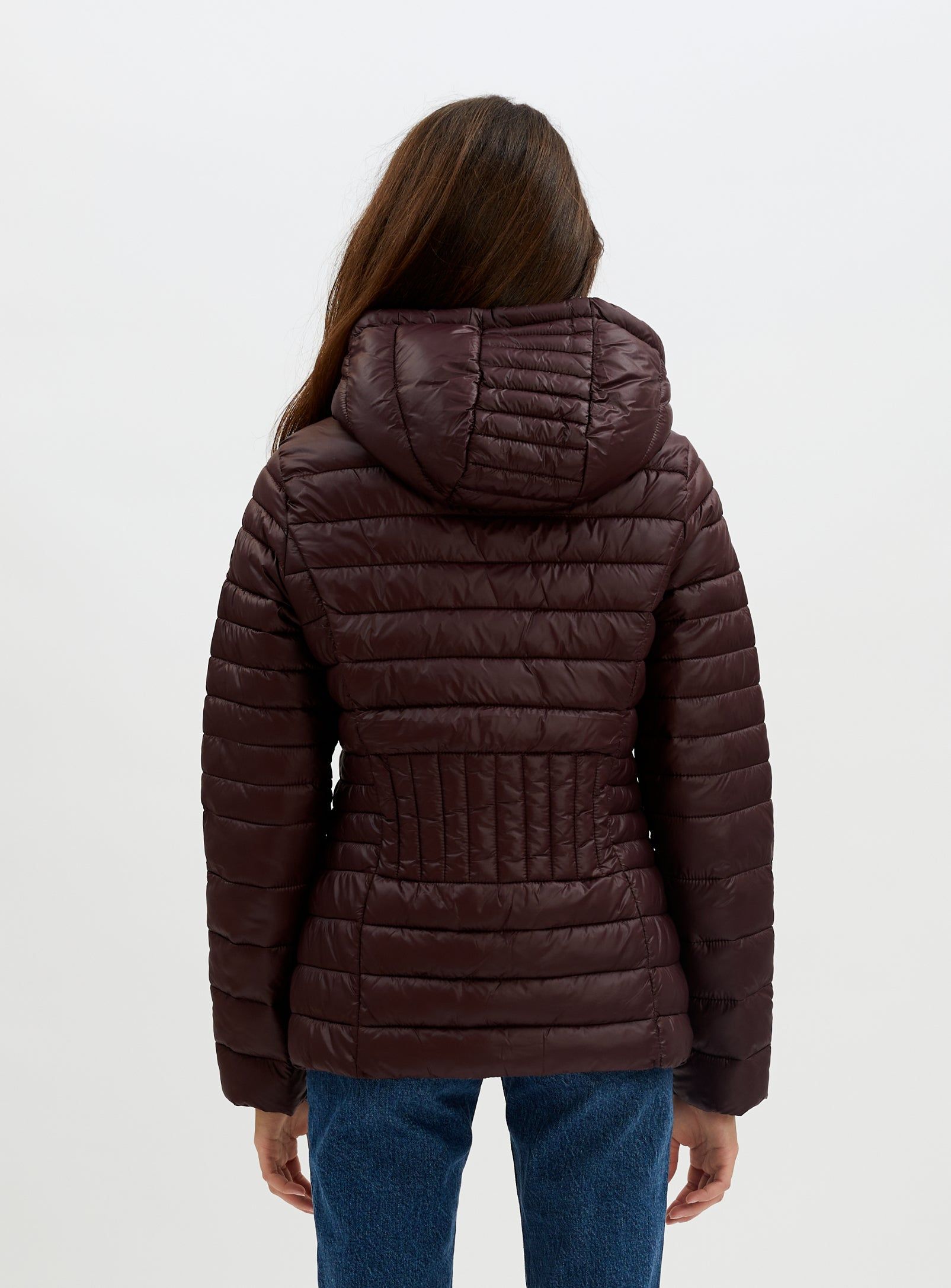 LESLIEVILLE | Iconic short ultralight jacket || LESLIEVILLE | Veste ultralégère iconique courte sold by Point Zero product image thumbnail 18