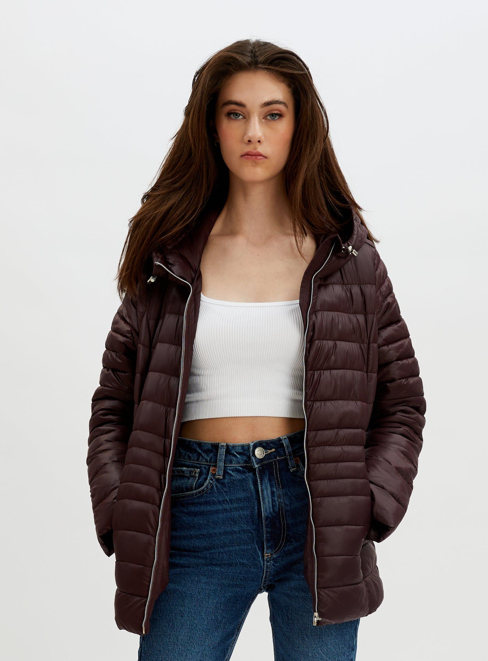 LESLIEVILLE | Iconic short ultralight jacket || LESLIEVILLE | Veste ultralégère iconique courte sold by Point Zero product image thumbnail 21