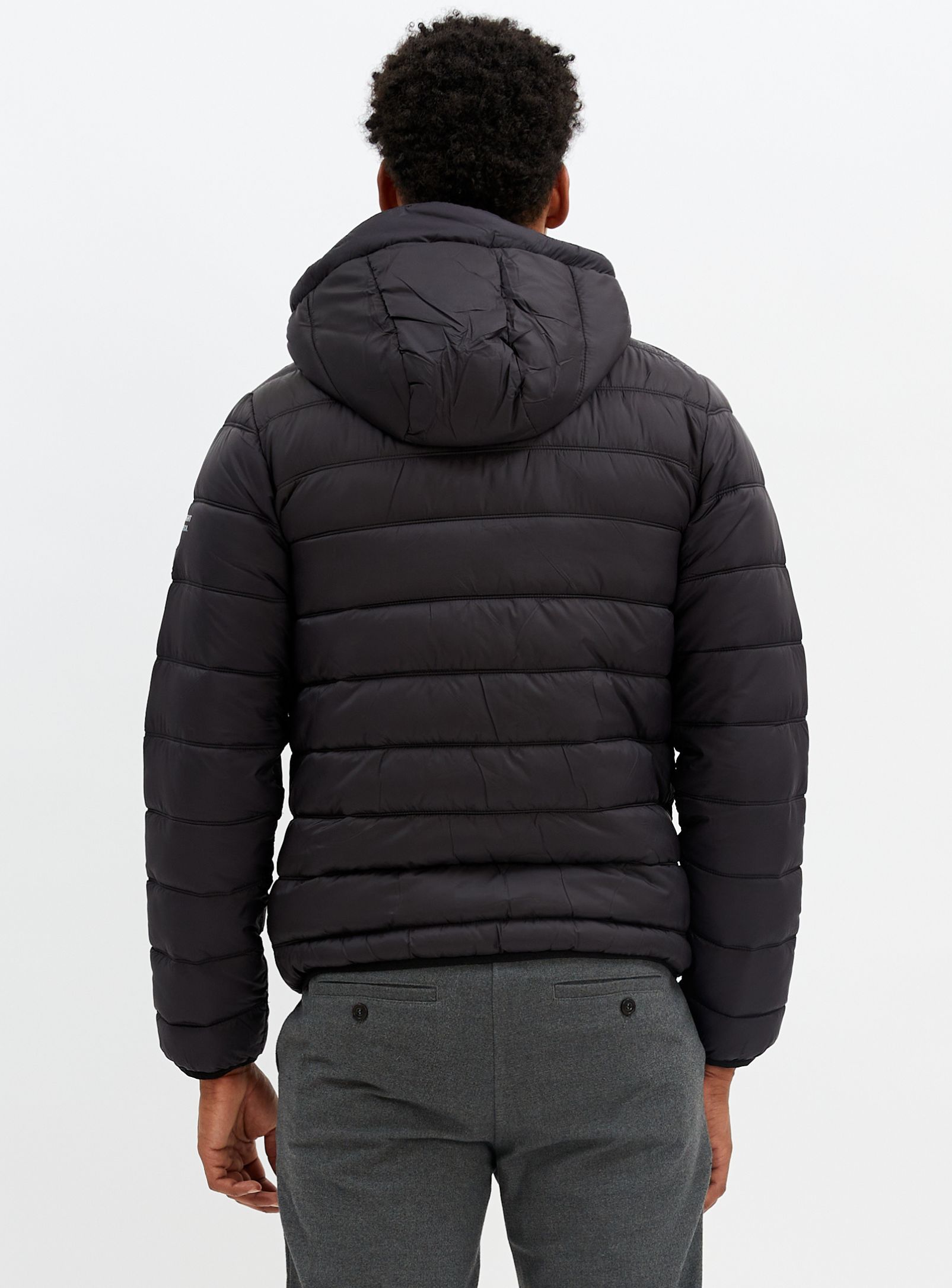 LOWELL | Detachable hood ultralight jacket || LOWELL | Veste ultralégère matelassée sold by Point Zero product image thumbnail 9