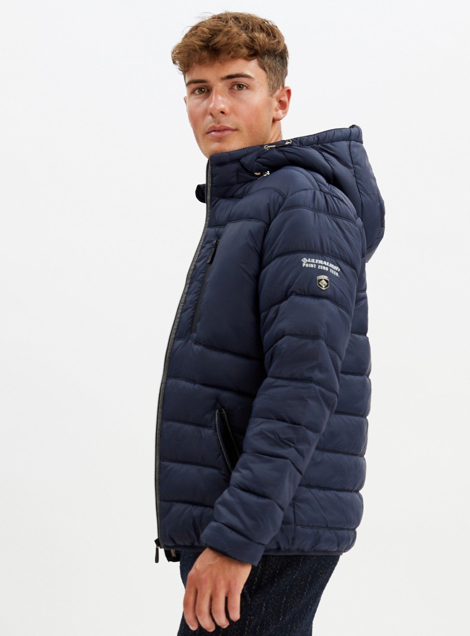 LOWELL | Detachable hood ultralight jacket || LOWELL | Veste ultralégère matelassée sold by Point Zero product image thumbnail 29