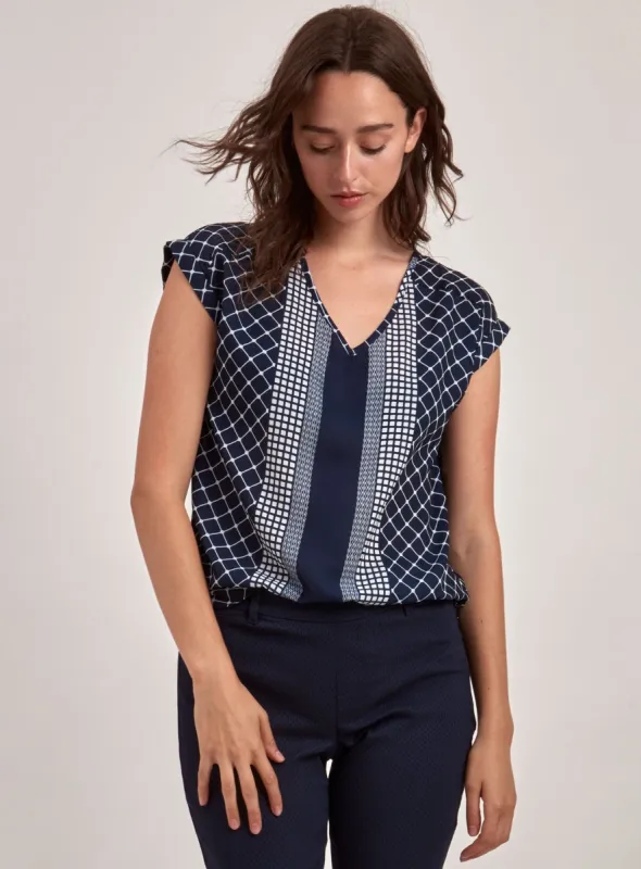 SHORT SLEEVE VNECK TOP-NAVY sold by Point Zero