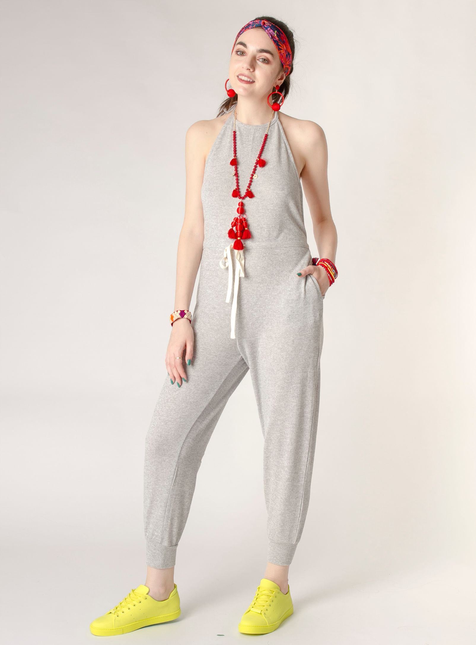 LANA | Halter top jumpsuit || LANA | Combinaison dos nu sold by Point Zero