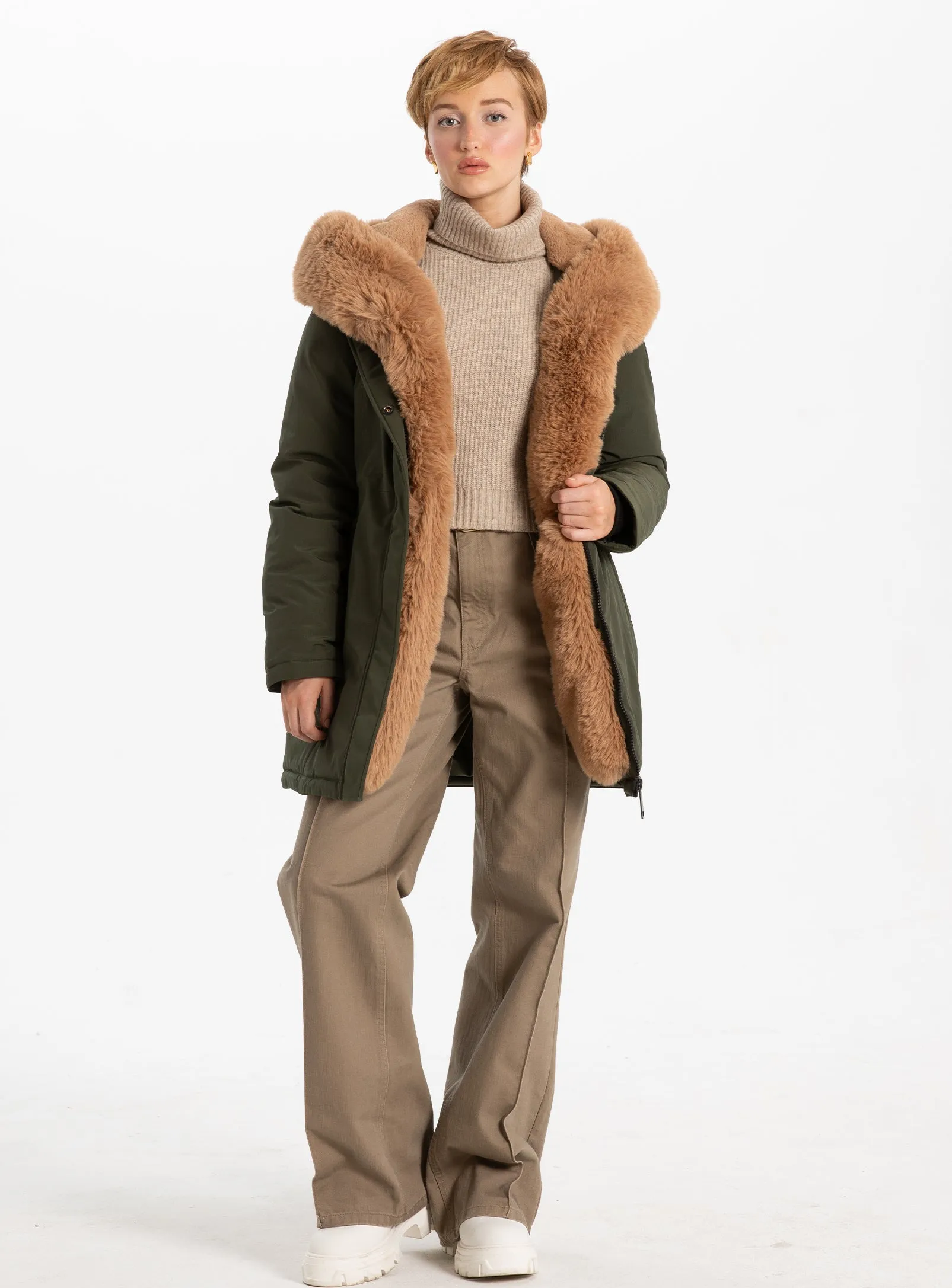 KATHERINE | Plush Fur Luxe ||KATHERINE | Luxe En Fourrure Moelleuse sold by Point Zero product image thumbnail 5