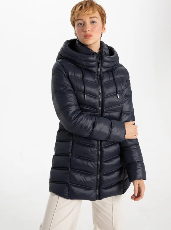 FELECIA| Long Mid Weight Puffer||FELECIA| Puffer long de poids moyen sold by Point Zero