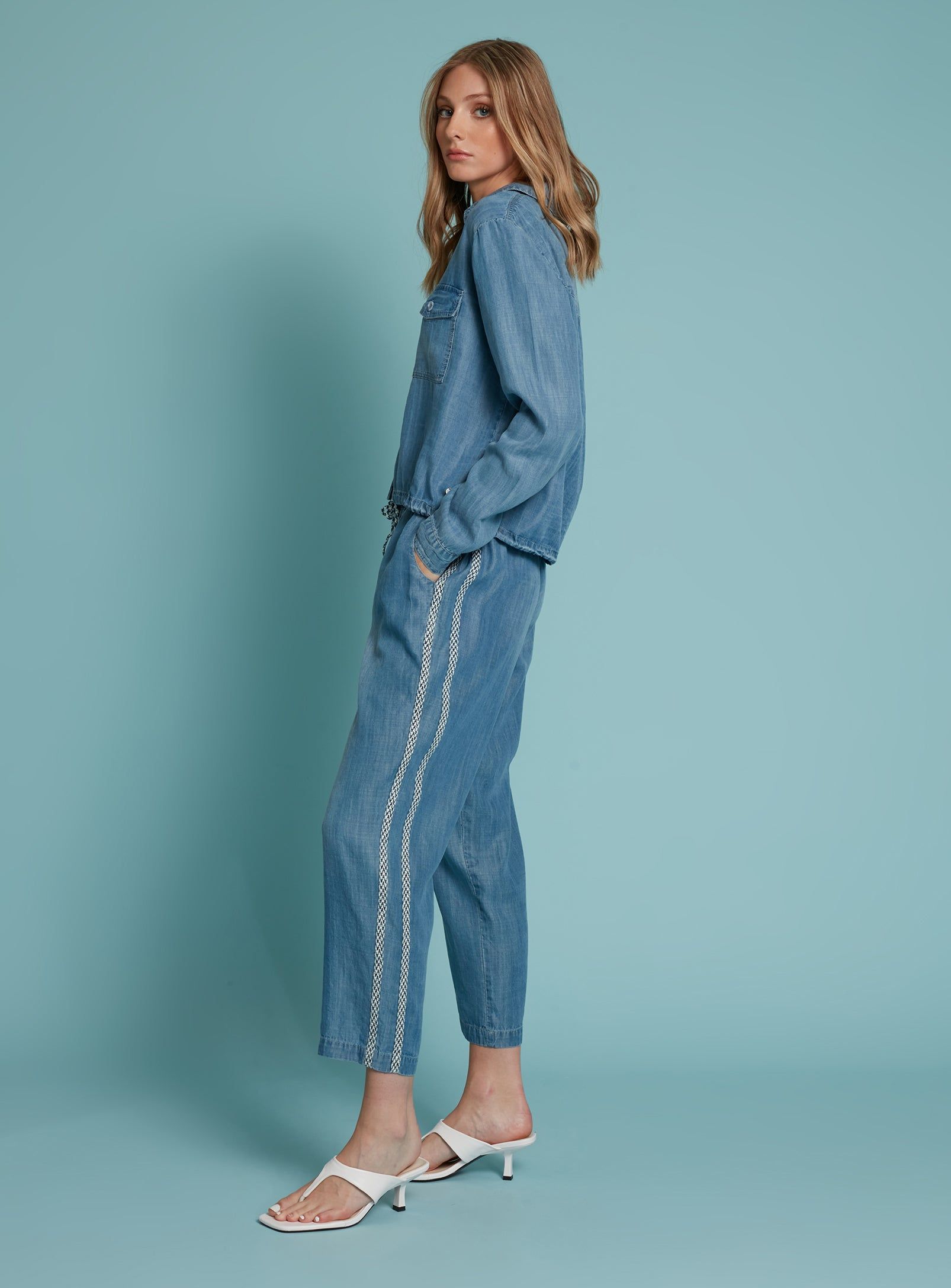 PELA | Button front long sleeve shirt || PÉLA | Chemise à manches longues boutonnée sold by Point Zero product image thumbnail 5