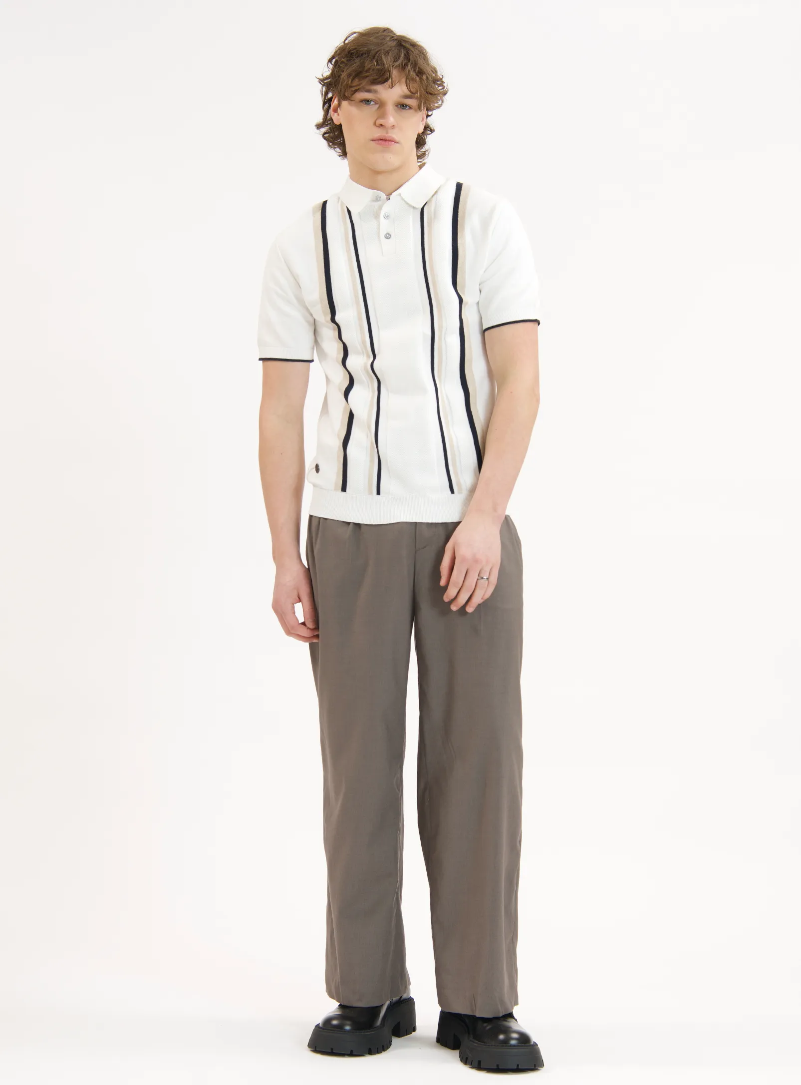 SILO | Vertical Stripe Knit Polo|| SILO | Polo En Maille À Rayures Verticales sold by Point Zero product image thumbnail 5