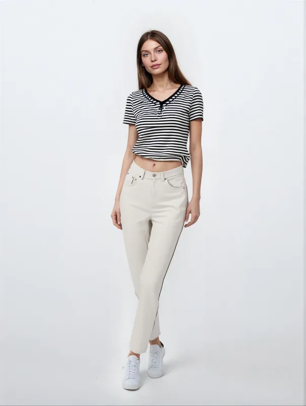 KAREN | Short-Sleeve Striped Top With Adjustable Side Ties|| KAREN | Haut À Rayures À Manches Courtes Avec Liens Latéraux Réglables sold by Point Zero