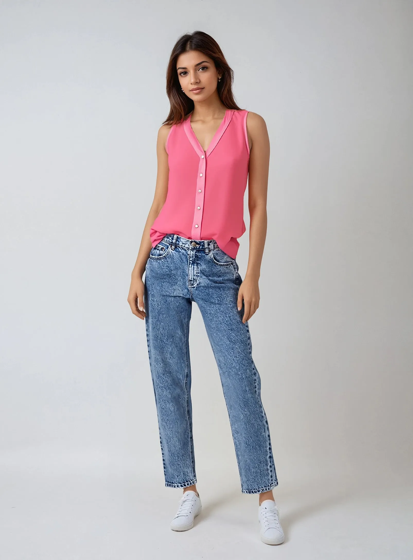 VERA | Button Up Sleeveless Top || VERA | Haut Sans Manches À Boutons sold by Point Zero