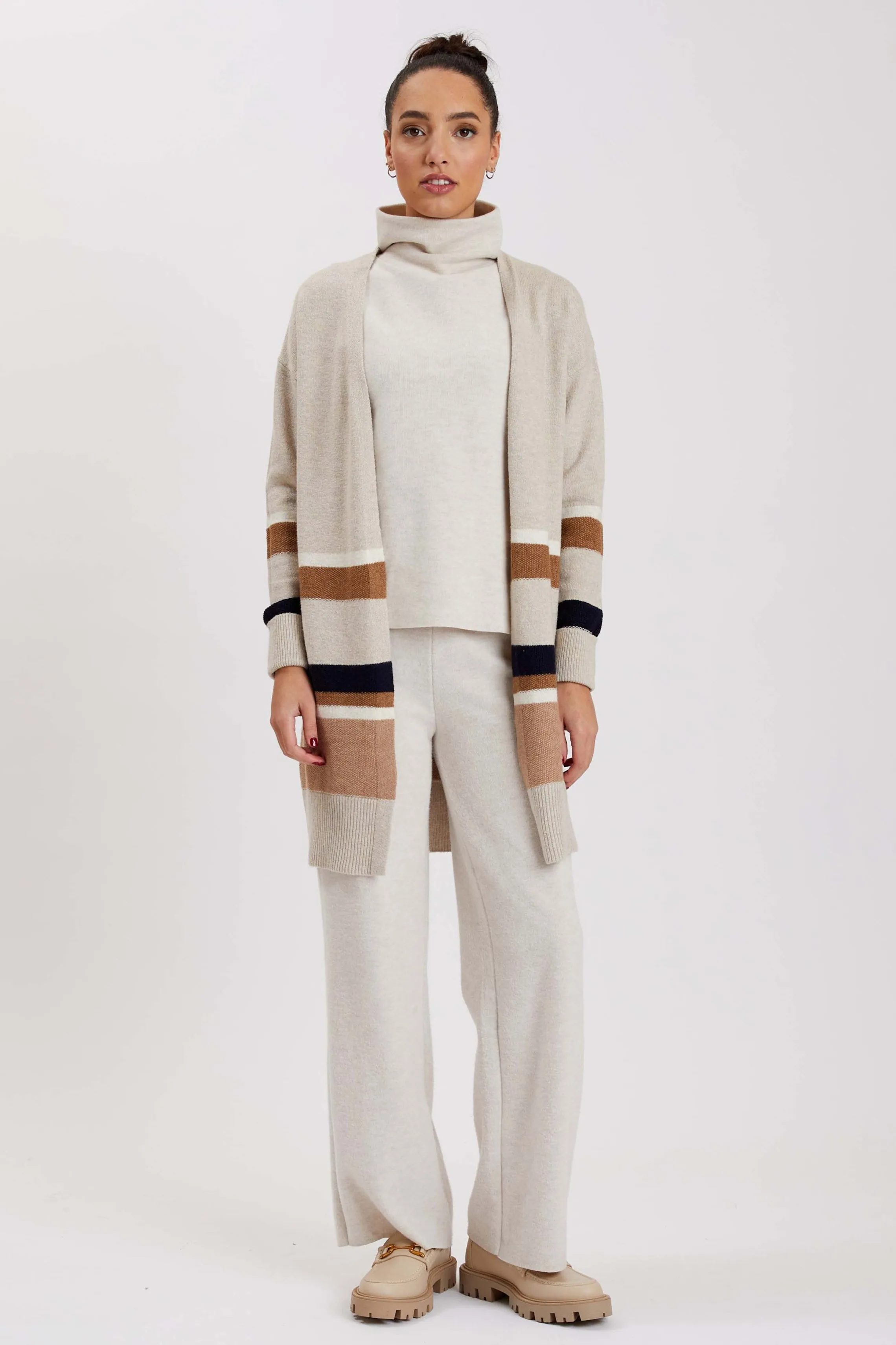 SHANA | Cardigan|| SHANA | Cardigan sold by Point Zero