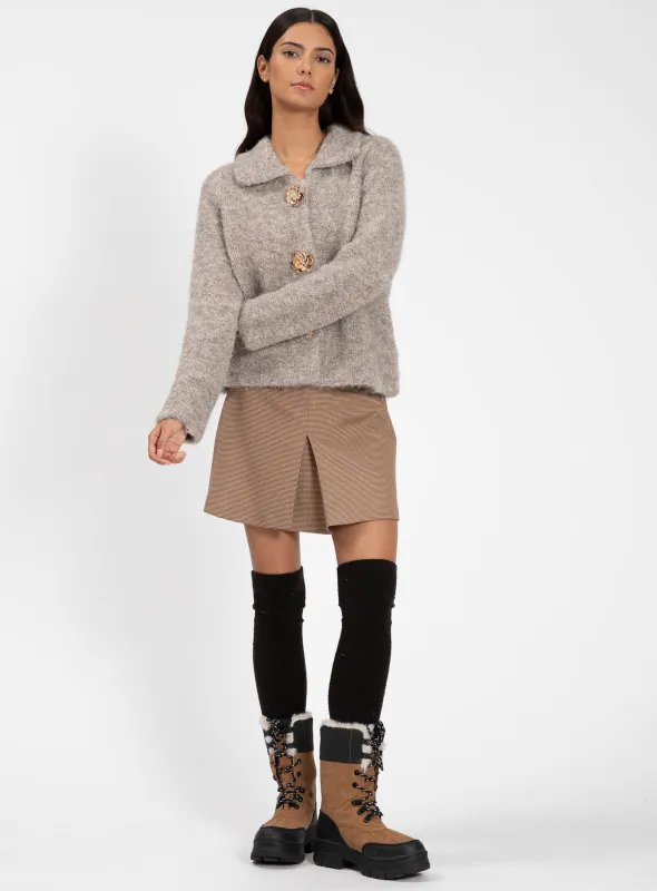 ALYA | Cardigan with Gold Buttons || ALYA | Cardigan à boutons dorés sold by Point Zero