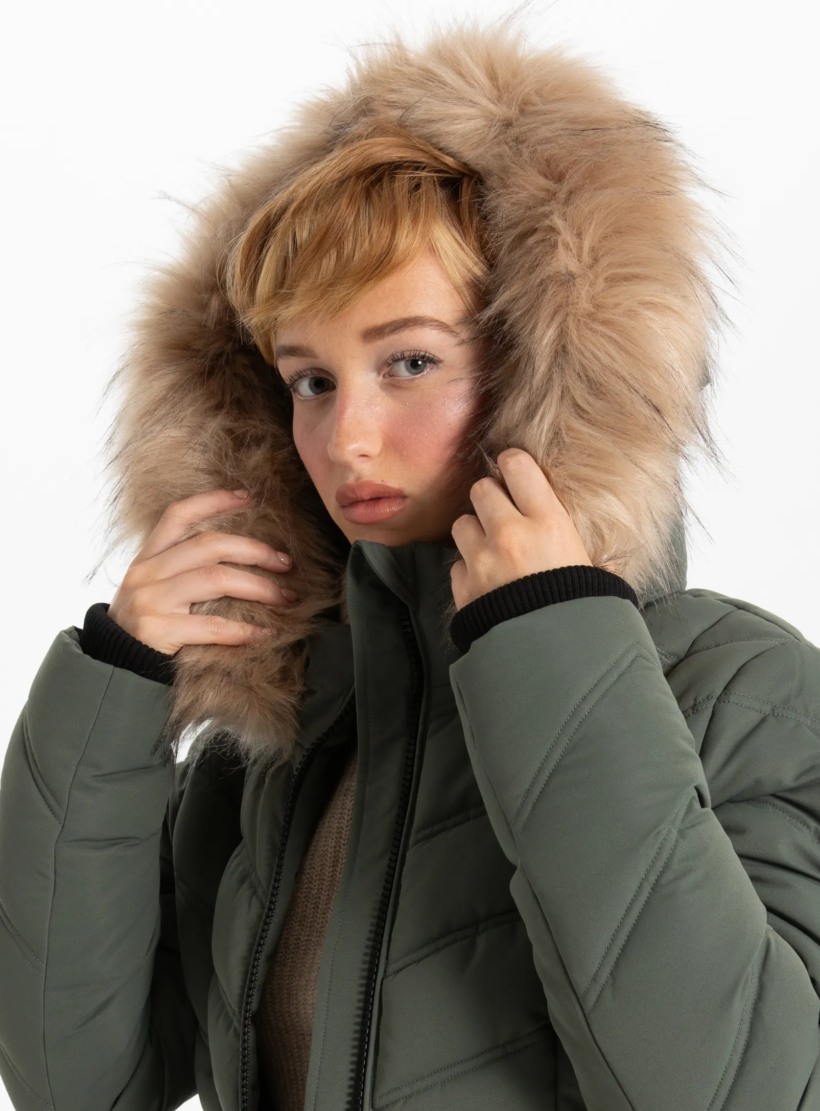 STELLINA | Chevron Quilting Bomber || STELLINA | Bomber avec bordure sold by Point Zero product image thumbnail 5