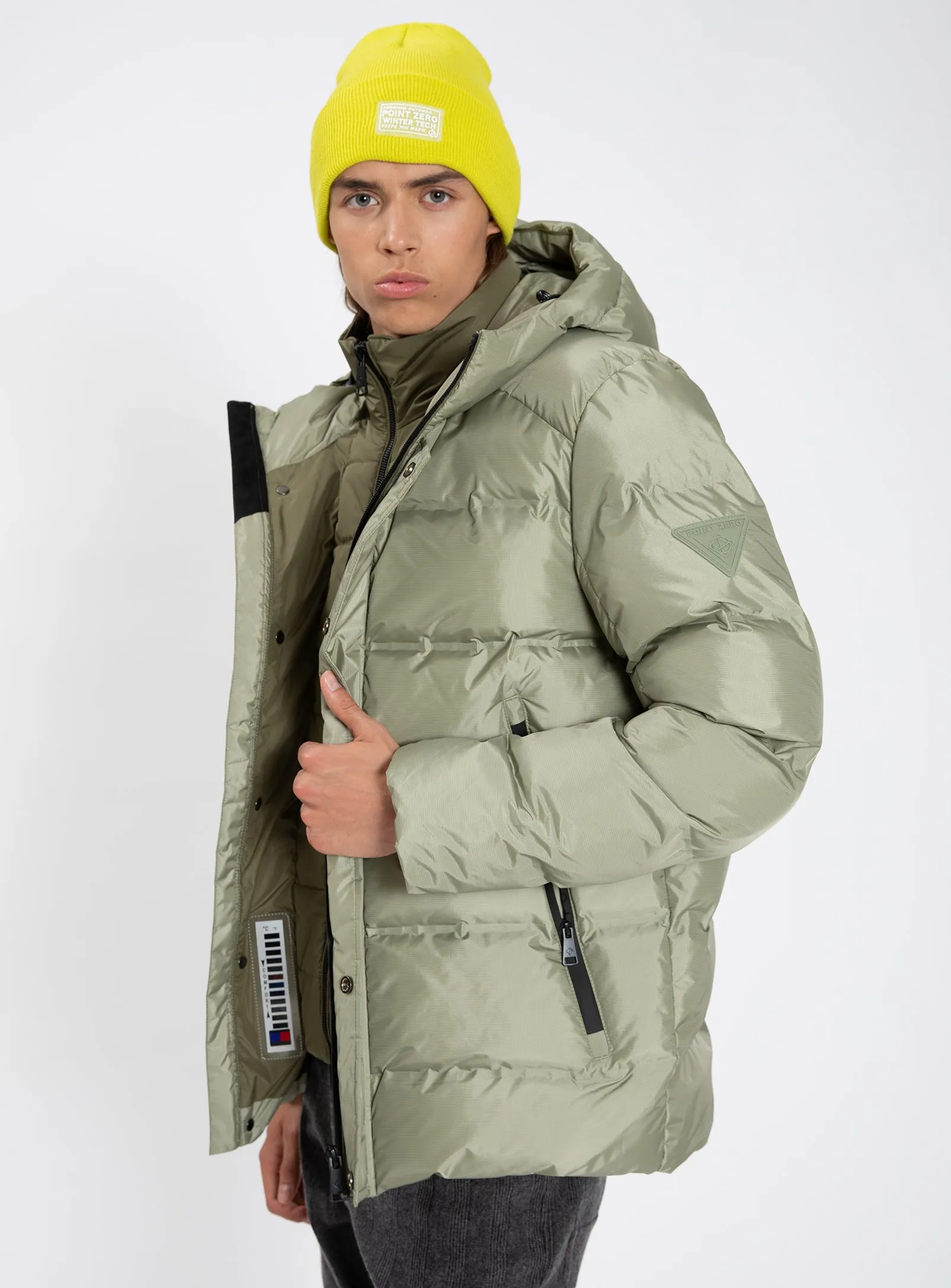 NORDIK | Engineered Heat-Sealed Puffer || NORDIK | Manteau Matelassé Matelassage Thermocollé sold by Point Zero product image thumbnail 3