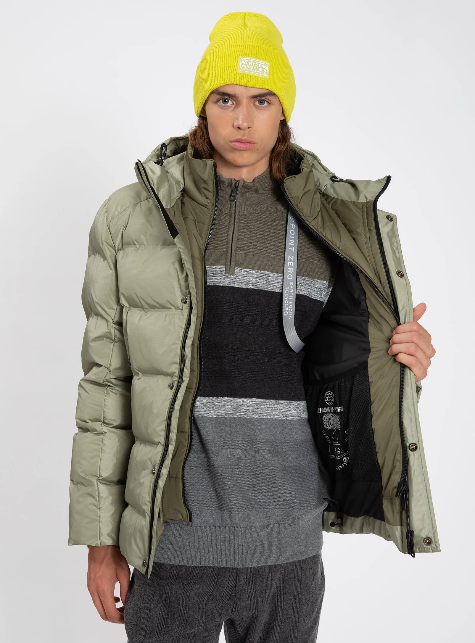 NORDIK | Engineered Heat-Sealed Puffer || NORDIK | Manteau Matelassé Matelassage Thermocollé sold by Point Zero product image thumbnail 4