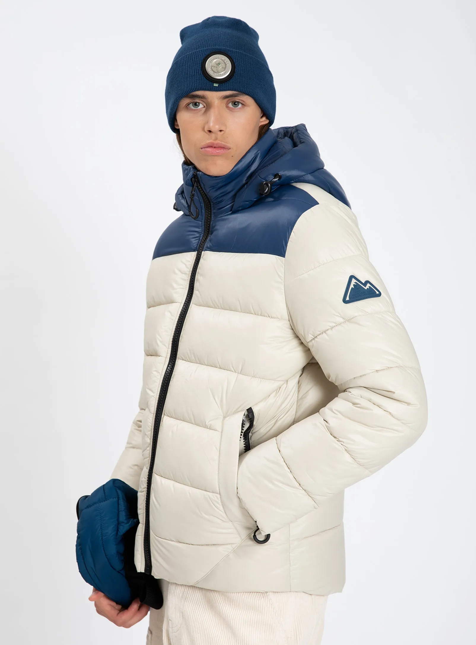 SPENCER | Midweight Matte Shine Puffer || SPENCER | Manteau matelassé mi-saison à fini mat lustré sold by Point Zero product image thumbnail 3