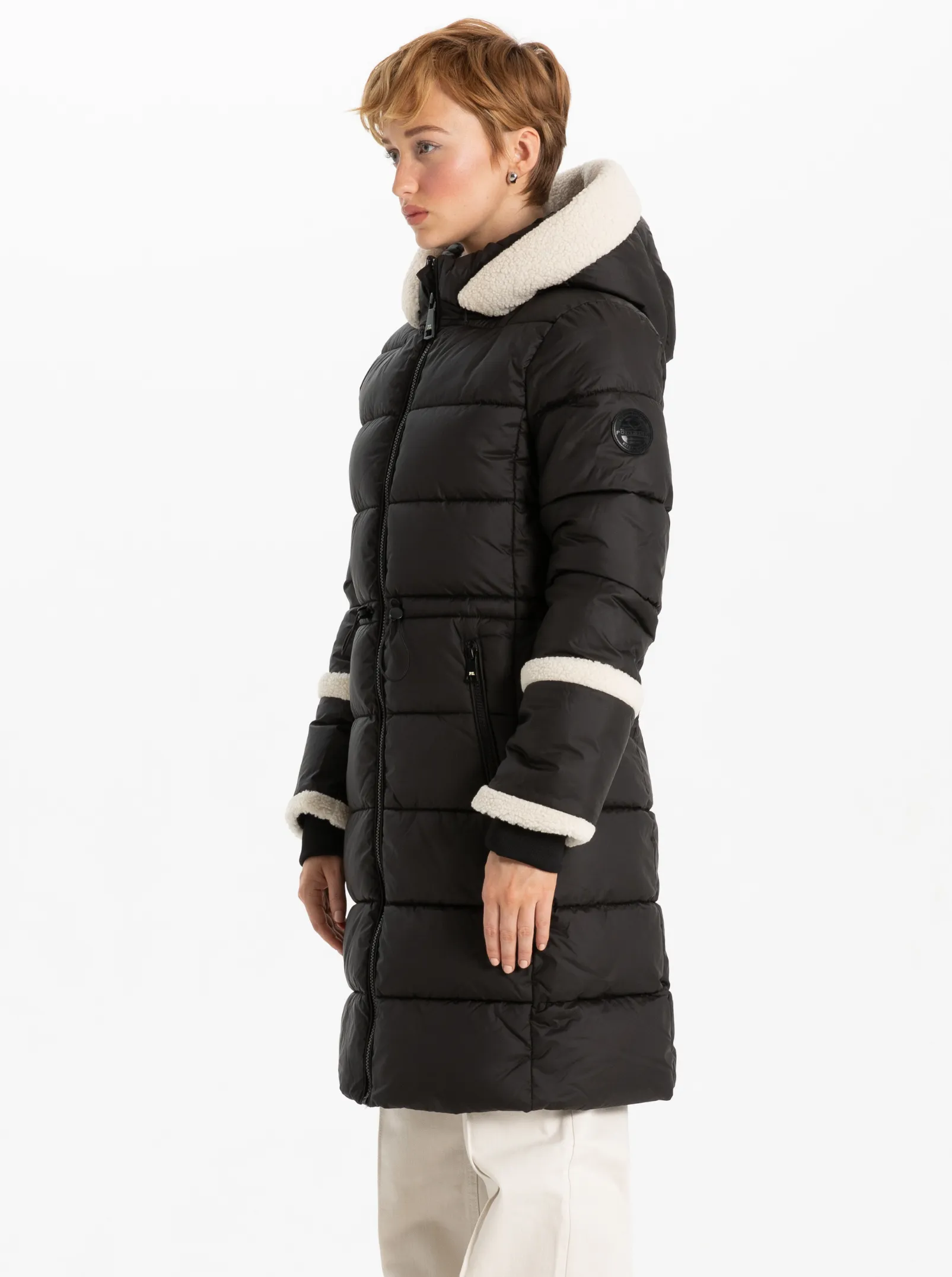 OKSANNE | Long parka with sherpa accents || OKSANNE | Long parka avec accent en sherpa sold by Point Zero product image thumbnail 3