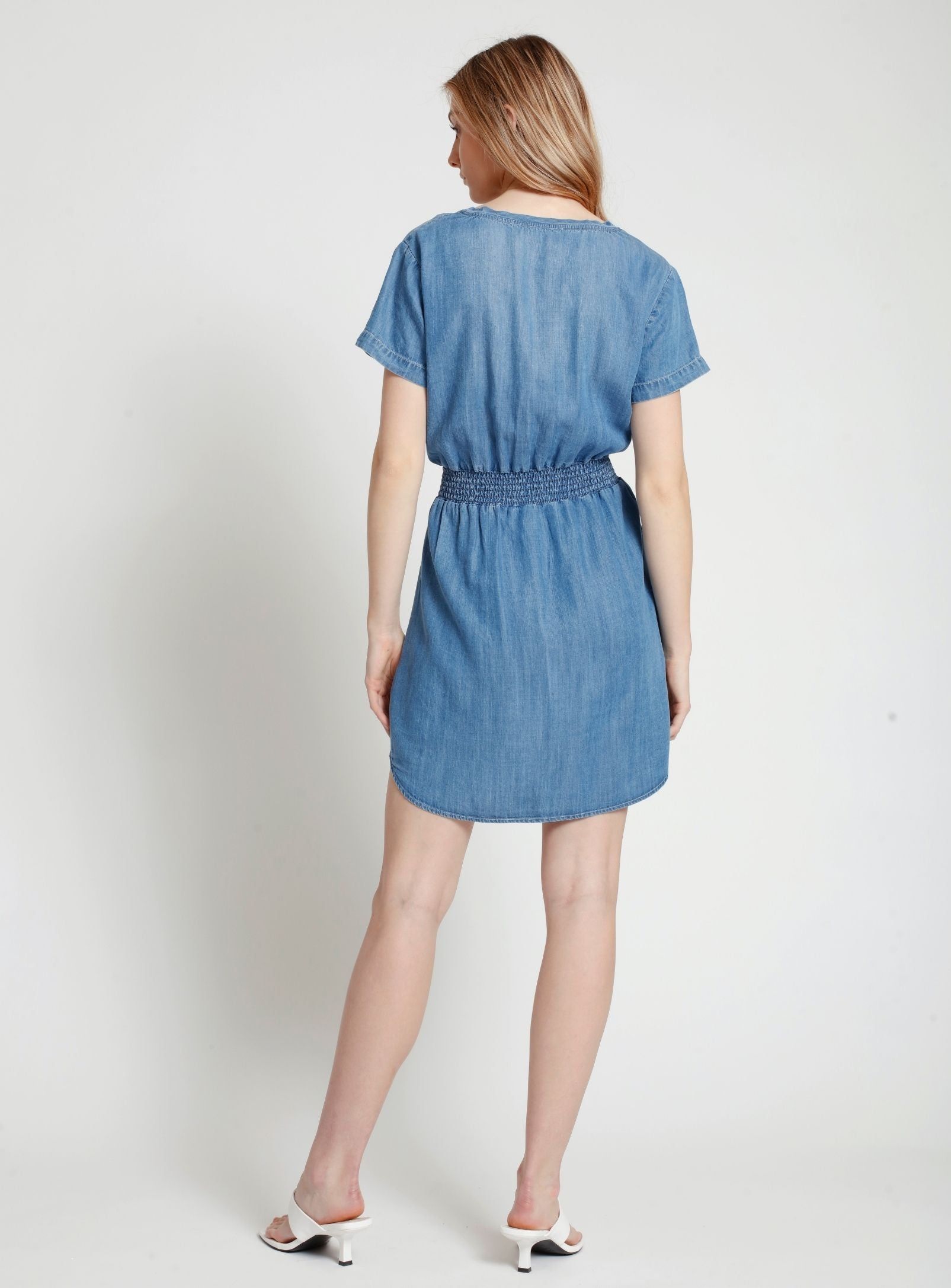 MOLA | Short pink V-neck dress || MOLA | Robe courte col V rose sold by Point Zero product image thumbnail 4